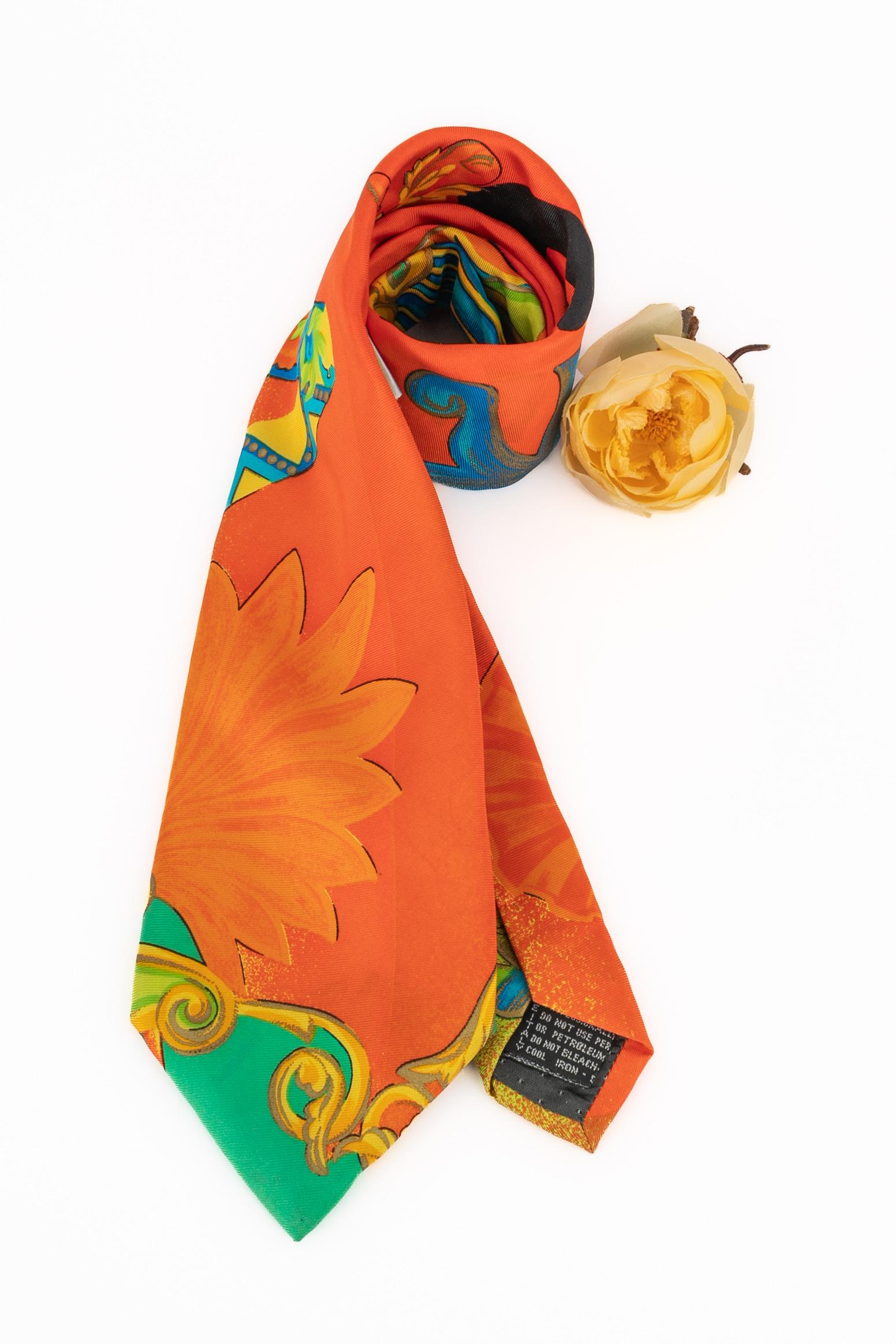Versace silk tie For Sale 2