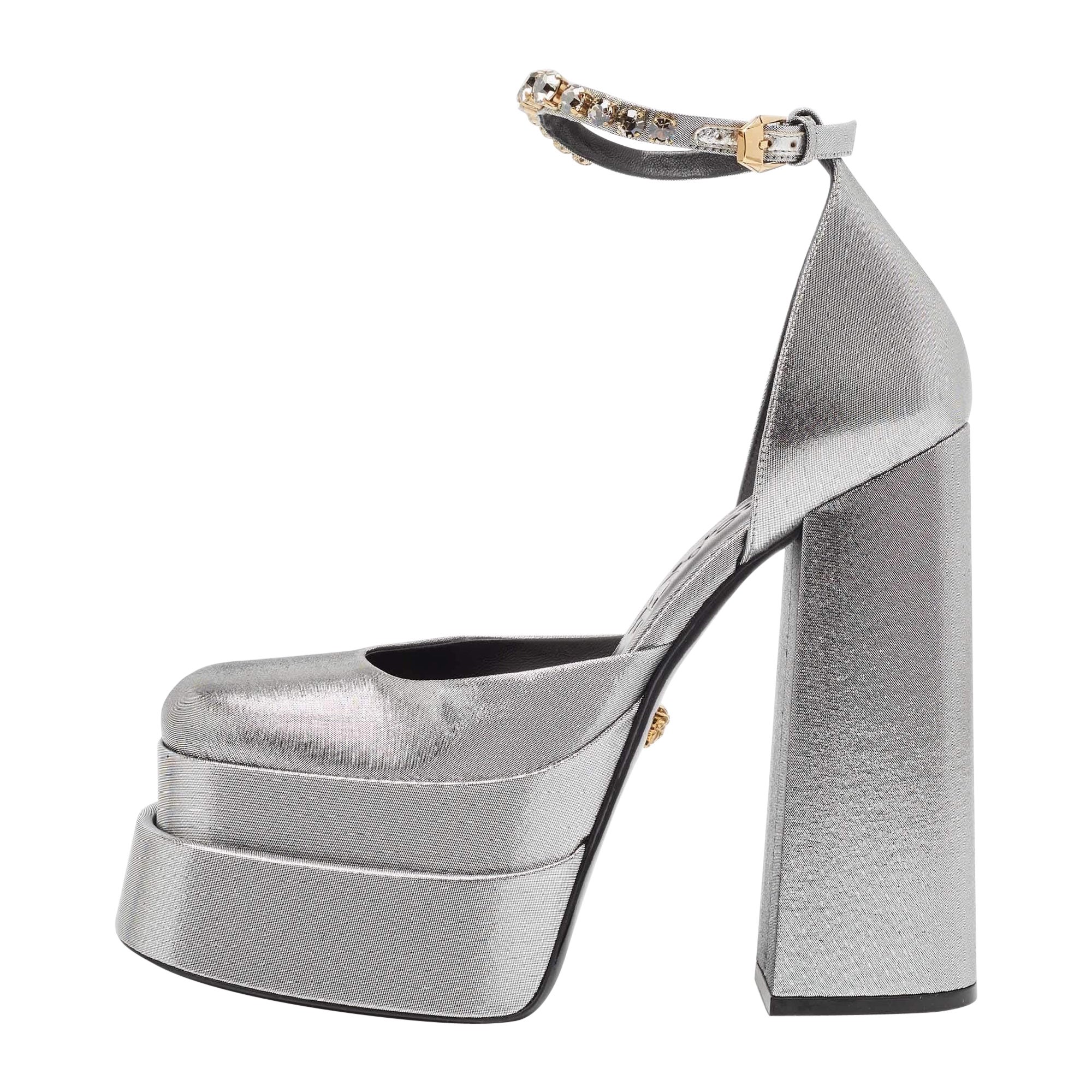 Versace Silver Lurex Fabric Medusa Aevitas Double Platform Pumps Size 38.5