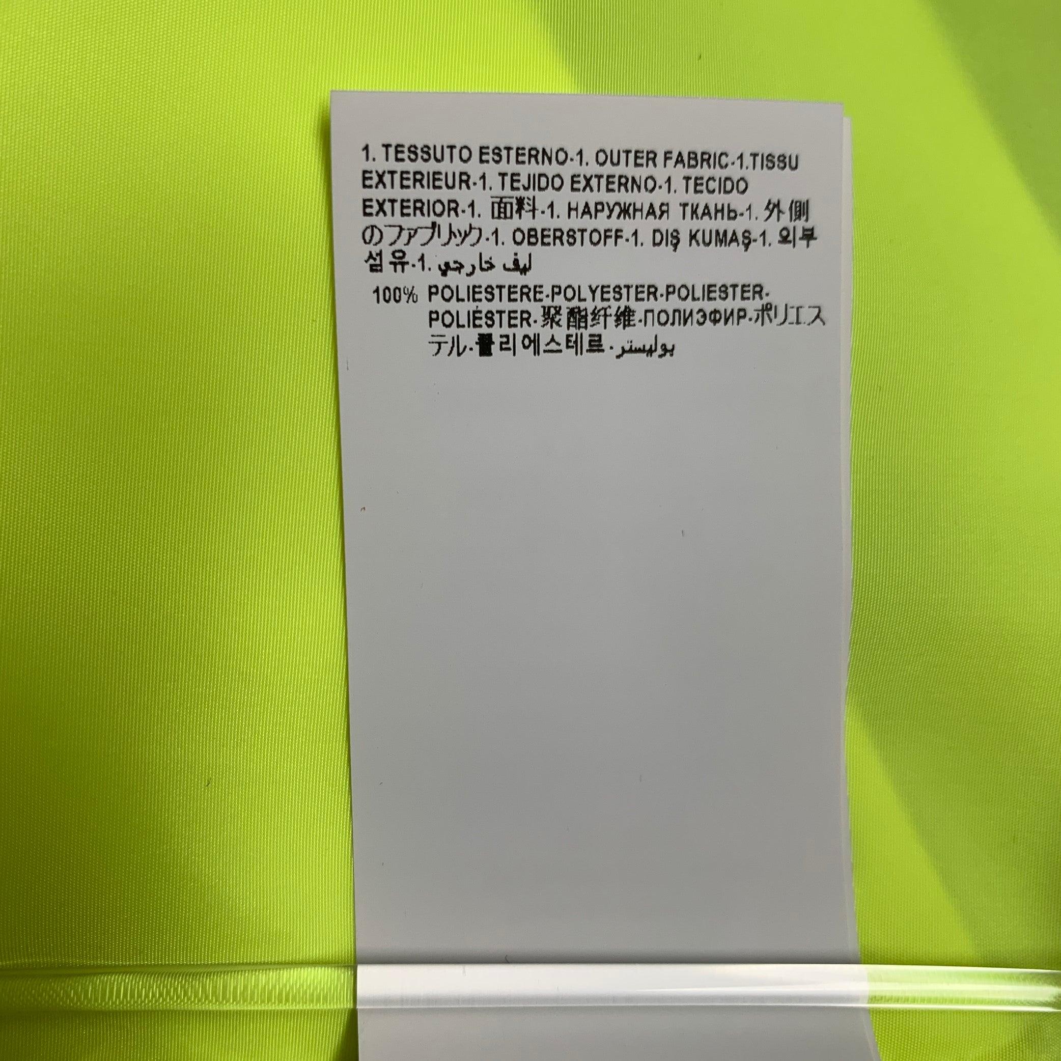VERSACE Taille 36 Jaune fluo Chemise à manches longues surdimensionnée à une poche en polyester en vente 4