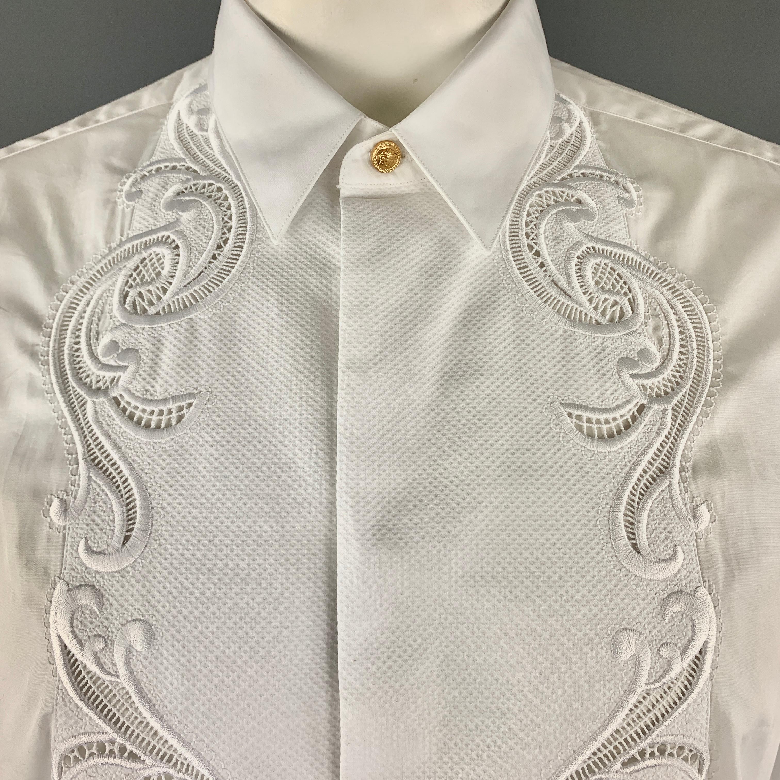 VERSACE Size L White Baroque Cutout Bib Textured Cotton Dress Shirt In New Condition In San Francisco, CA