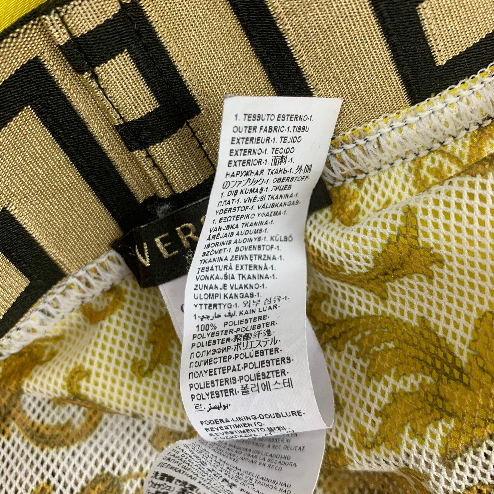 Versace Size M Yellow Black Gold Nylon Elastic Waistband Swim Trunks Pour hommes en vente