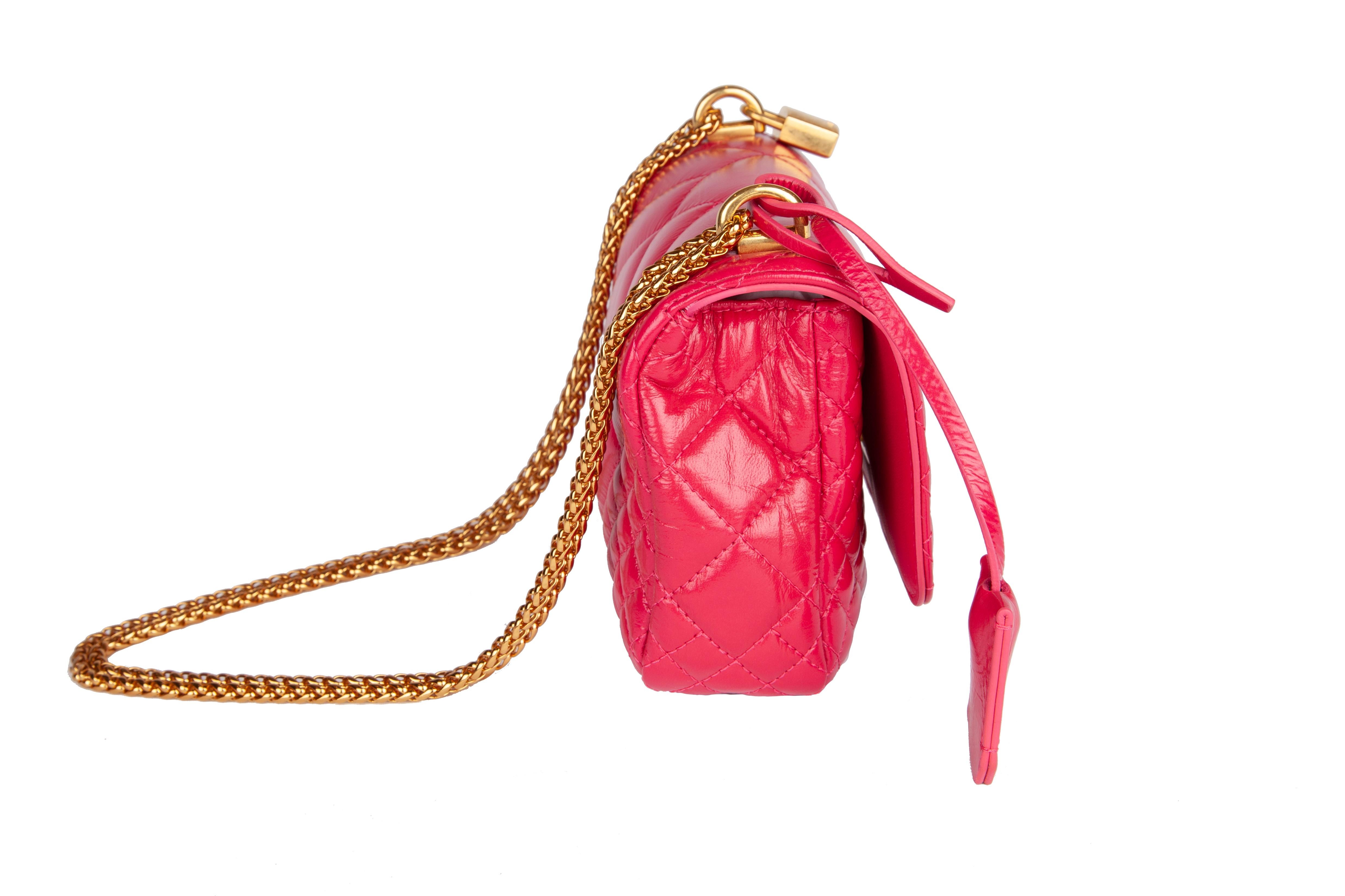 Versace Small Fuchsia Pink Quilted Leather Icon Shoulder Bag In New Condition In Paradise Island, BS