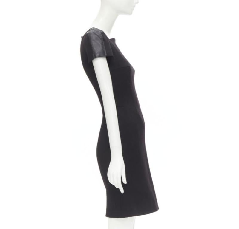 VERSACE square neckline leather cap sleeve bodycon seam sheath dress IT38 XS In Excellent Condition For Sale In Hong Kong, NT