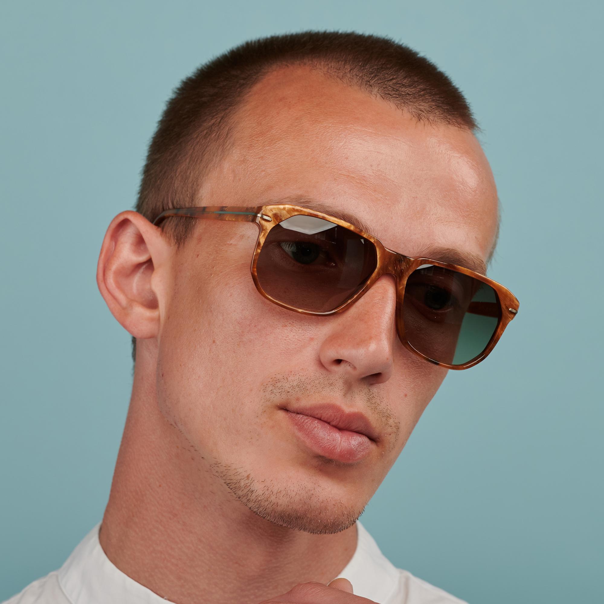 Versace lunettes de soleil vintage carrées Neuf - En vente à Santa Clarita, CA