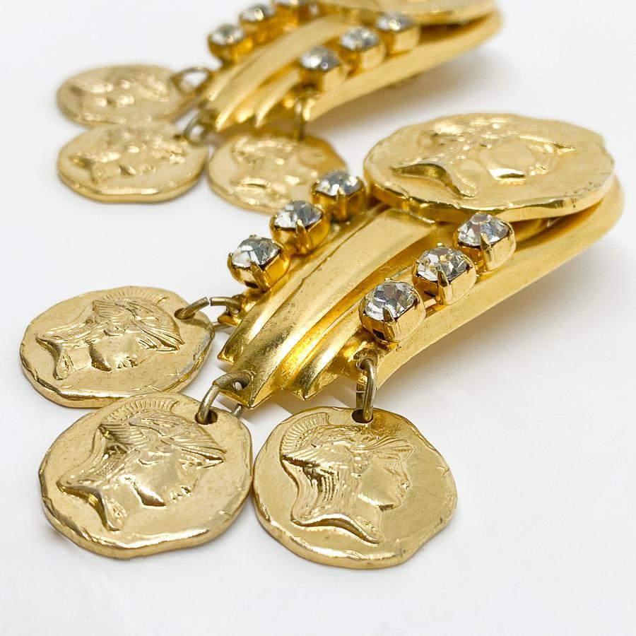 Versace Style Clips In Gold And Rhinestones In Good Condition In Paris, FR