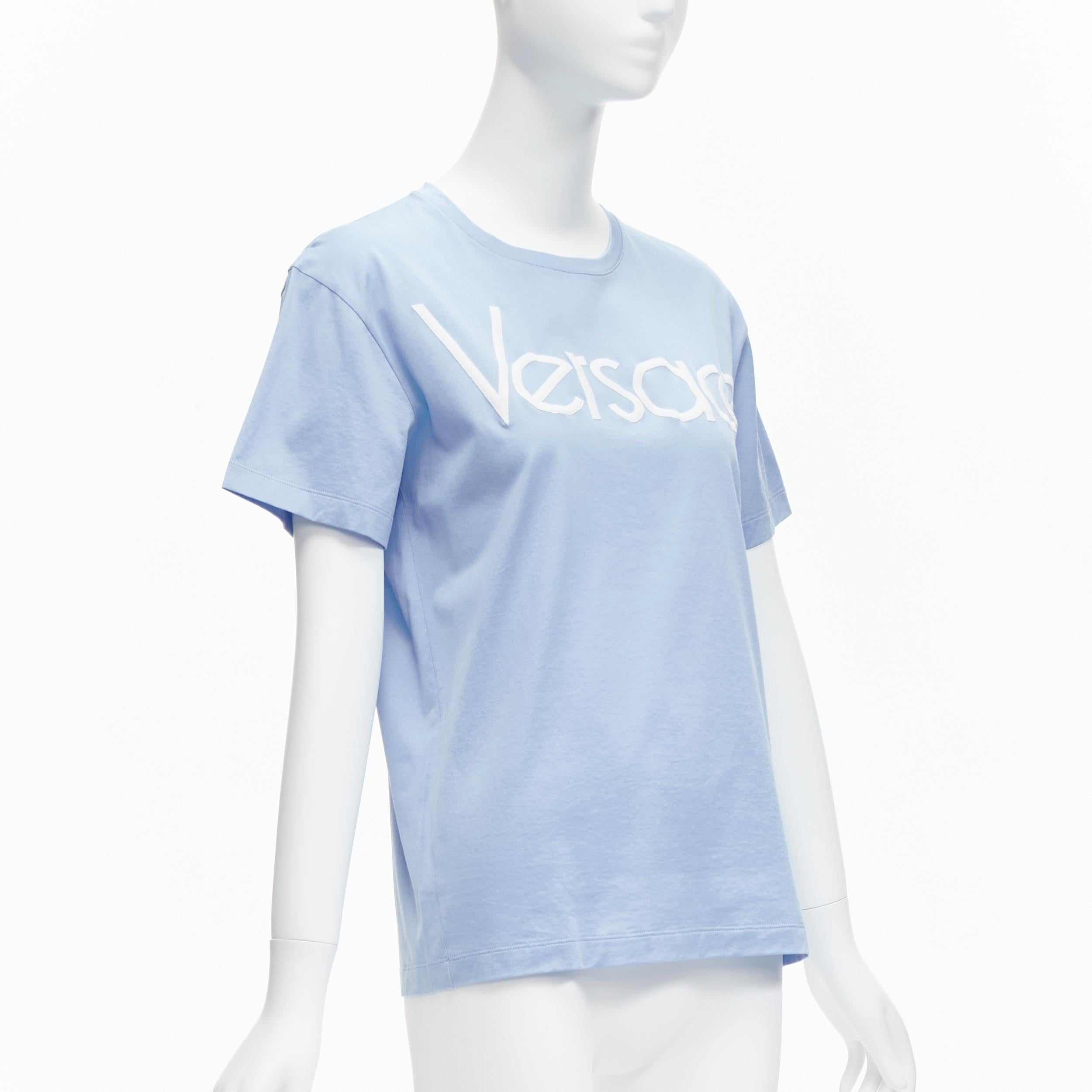 VERSACE Tribute 90s logo pastel blue cotton boxy round neck tshirt IT36 XXS In Excellent Condition In Hong Kong, NT