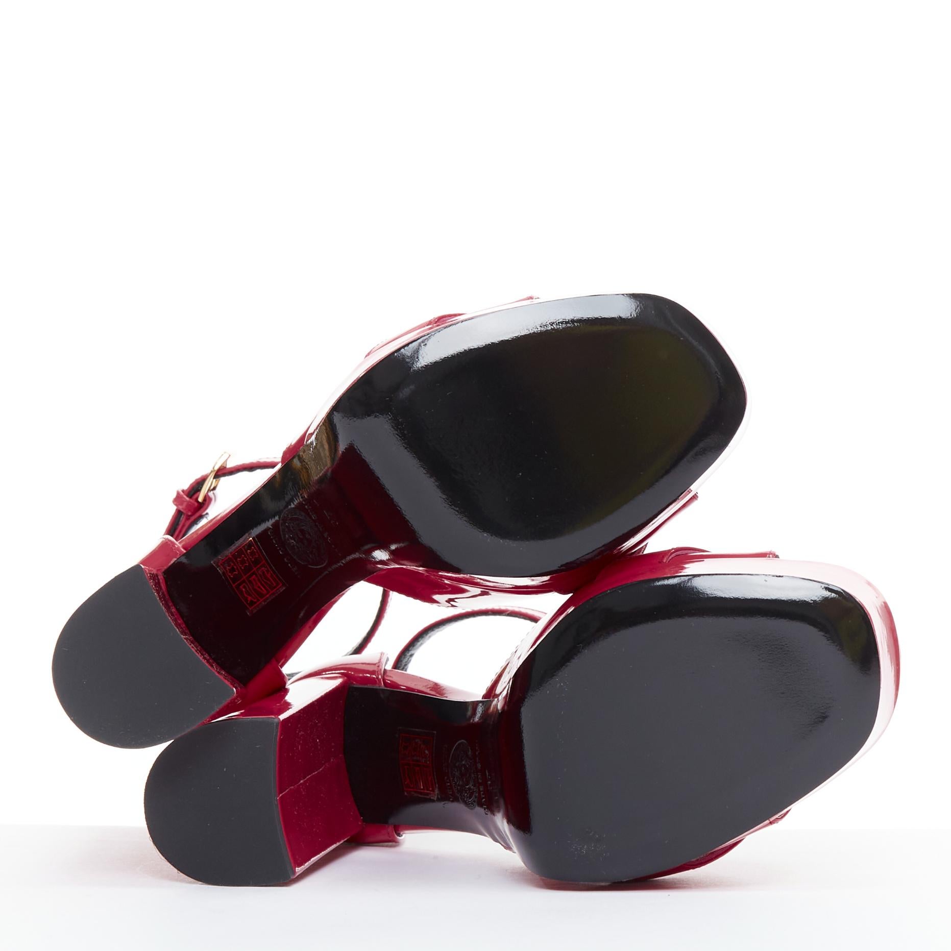 VERSACE Tribute rose fuschia breveté Medusa emblème à bout ouvert EU41 en vente 6