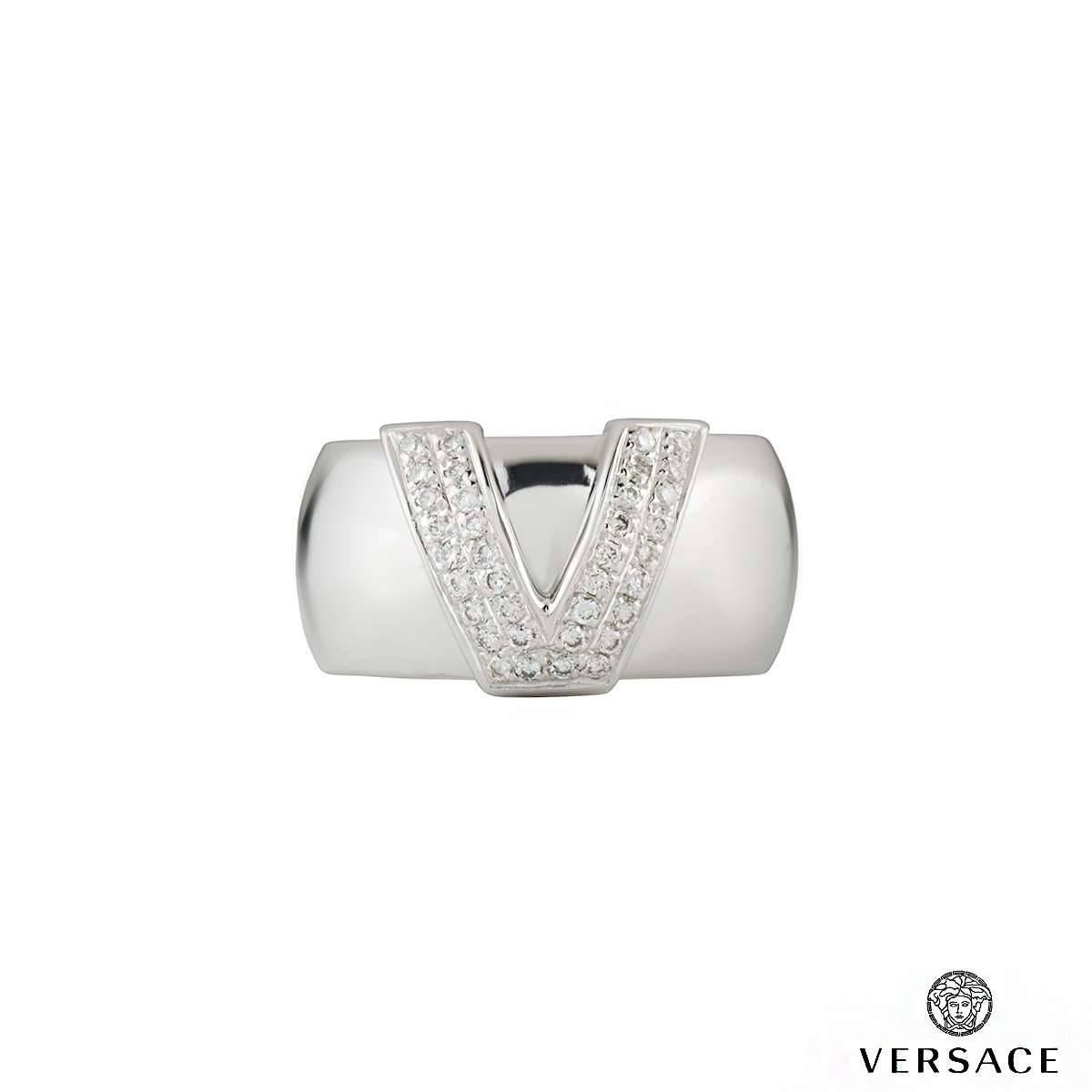 Bague Versace V en or blanc Excellent état - En vente à London, GB
