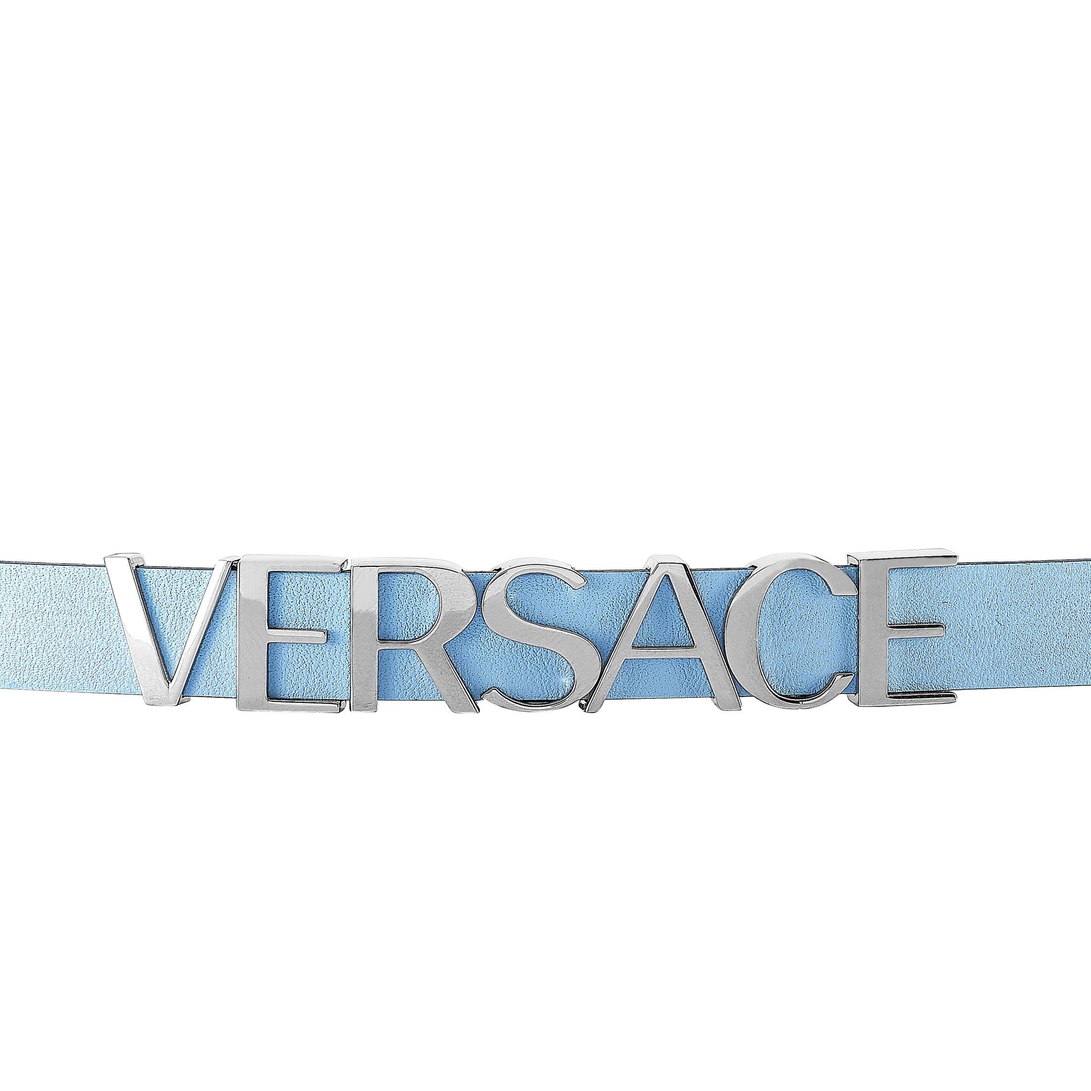 The Versace V-Flare watch, reference number VEBN00118, comes with a 28 mm stainless steel case that offers water resistance of 30 meters. The case is presented on a light blue leather strap fitted with a tang buckle. The watch is powered by a quartz