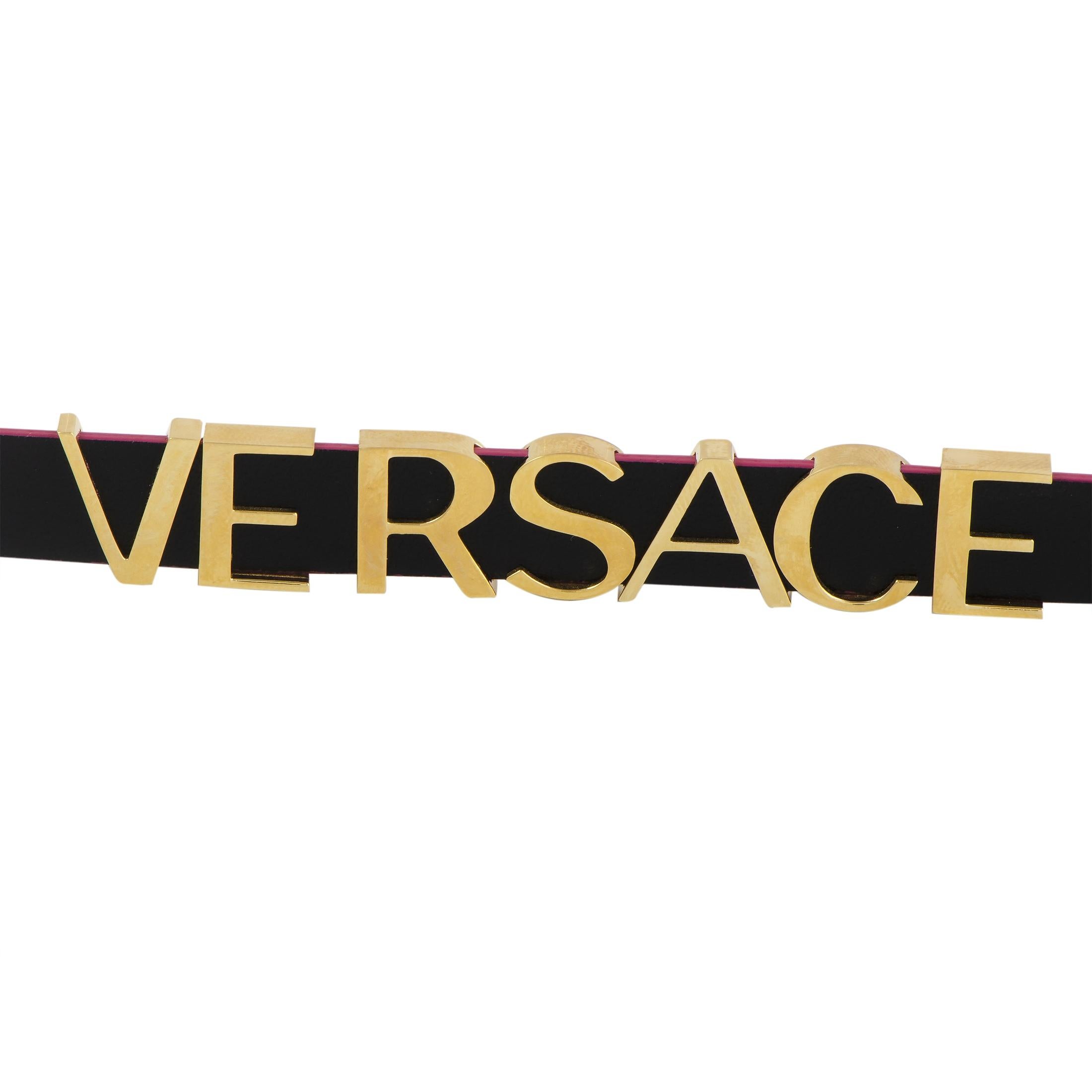 The Versace V-Flare watch, reference number VEBN00218, comes with a 28 mm stainless steel case that offers water resistance of 30 meters. The case is presented on a black leather strap fitted with a tang buckle. The watch is powered by a quartz