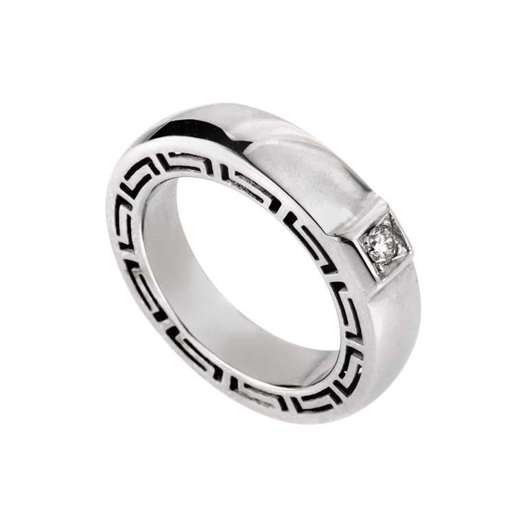 Versace V-Profile 18 Karat White Gold Diamond Ring at 1stDibs | versace ring