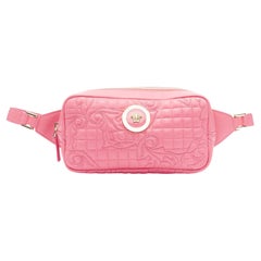 VERSACE Vanitas Barocco bolso cruzado de cintura en piel acolchada rosa Medusa dorada