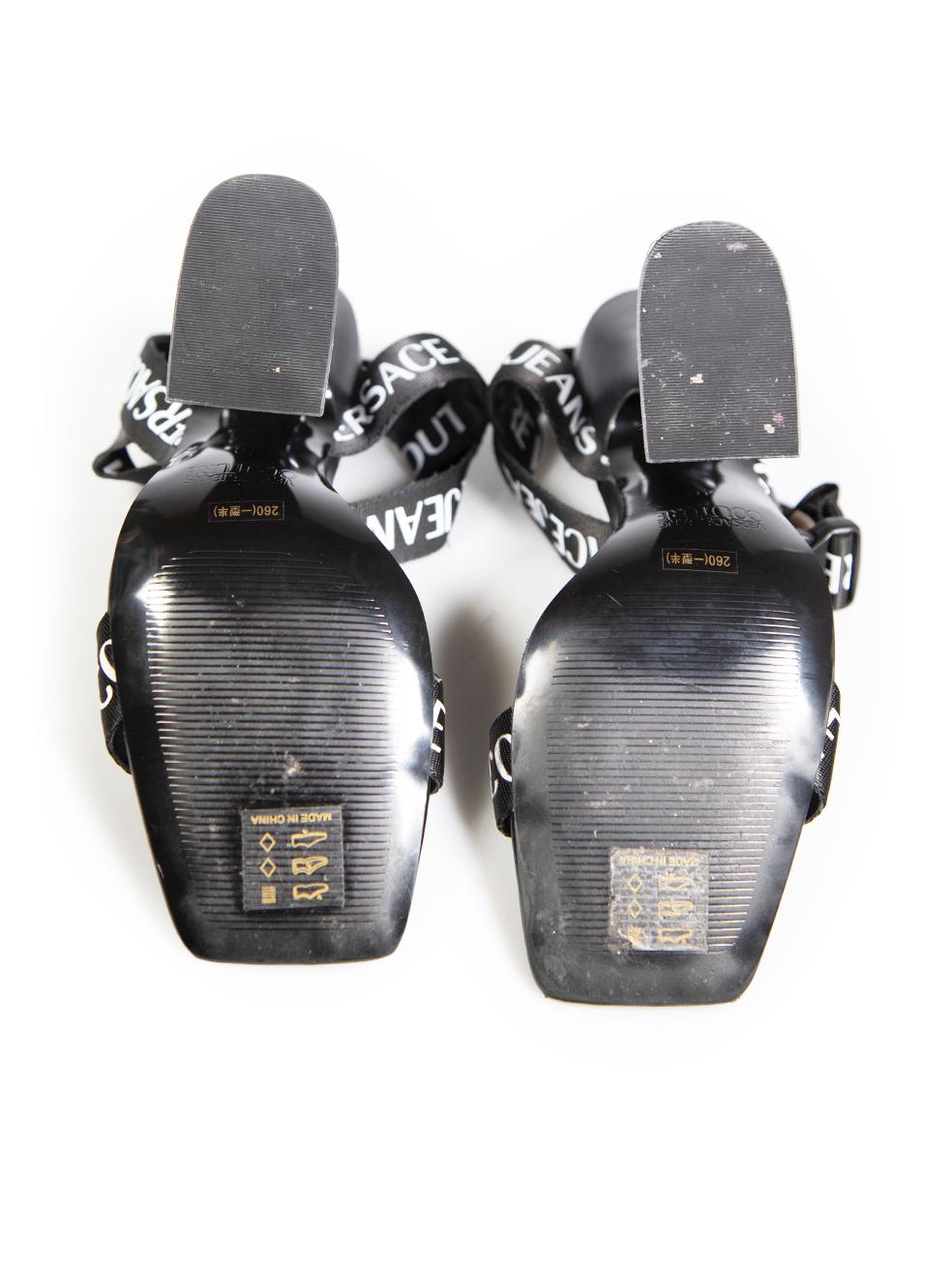 Versace Versace Jeans Couture Sandalias Kirsten Logo Negras Talla IT 40 en Bueno Estado en London, GB