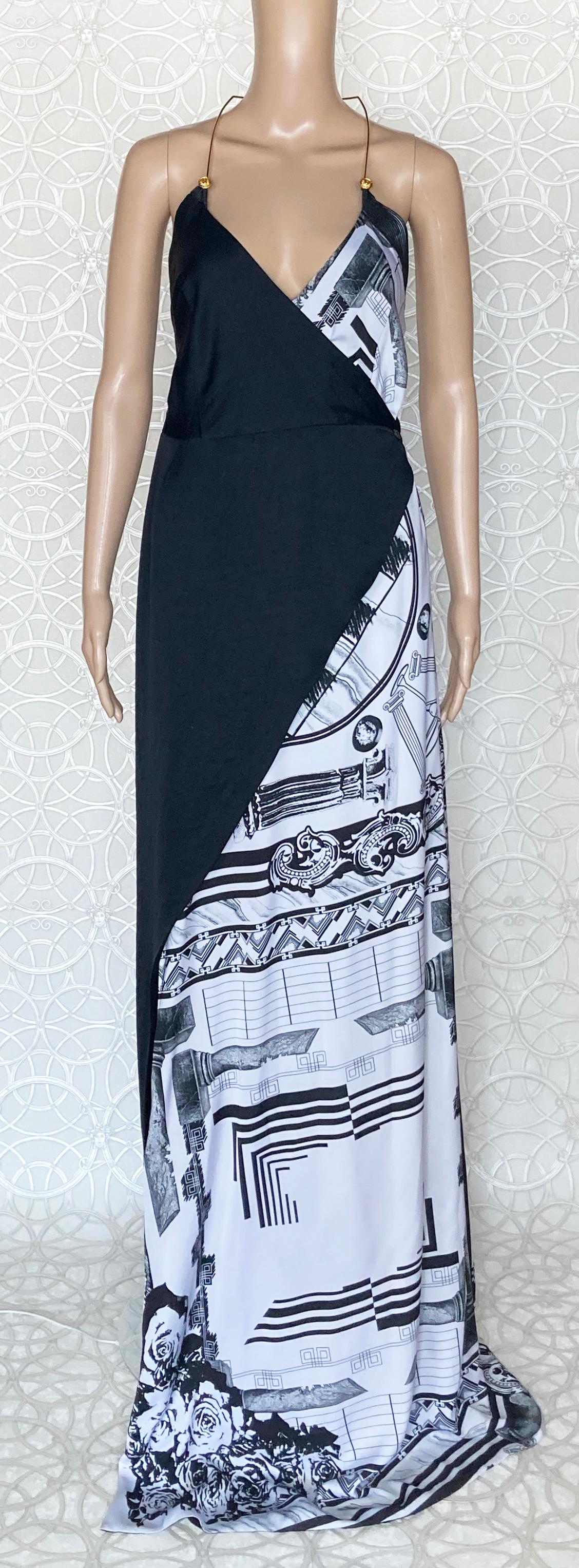 Versace VERSUS + Anthony Vaccarello iconic print maxi dress 38 - 2, 42 - 6 For Sale 2