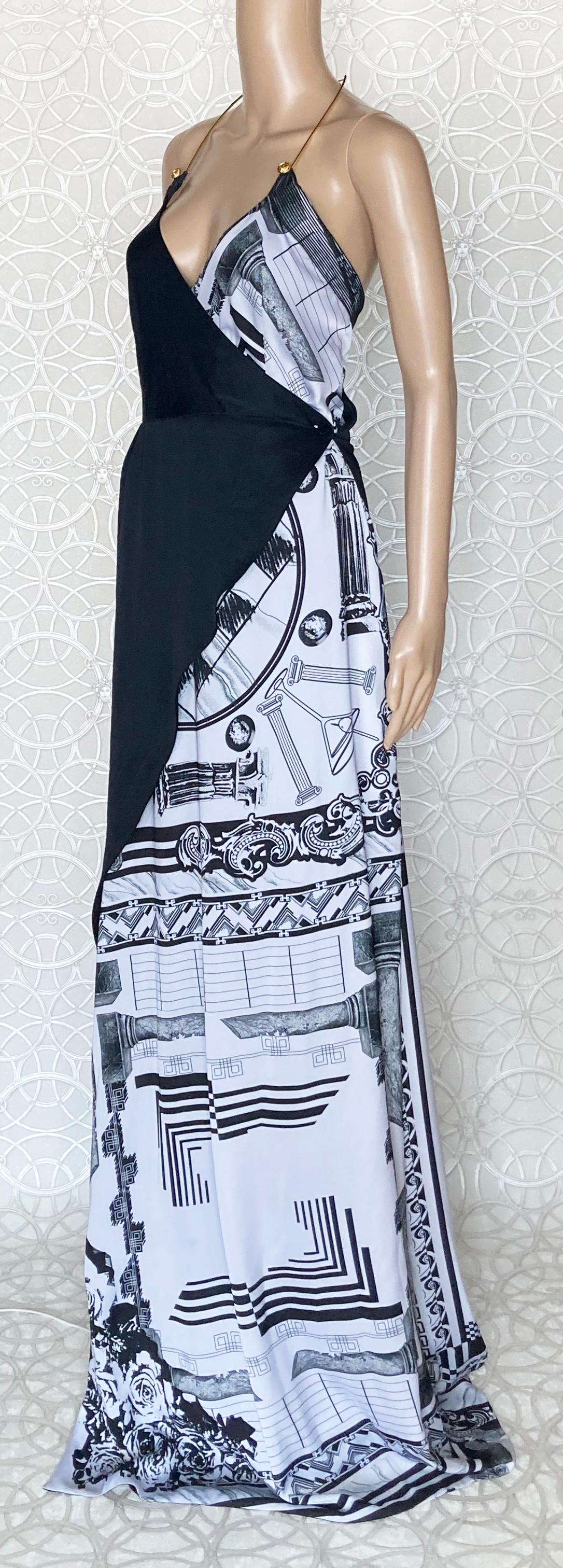 Versace VERSUS + Anthony Vaccarello iconic print maxi dress 38 - 2, 42 - 6 For Sale 3
