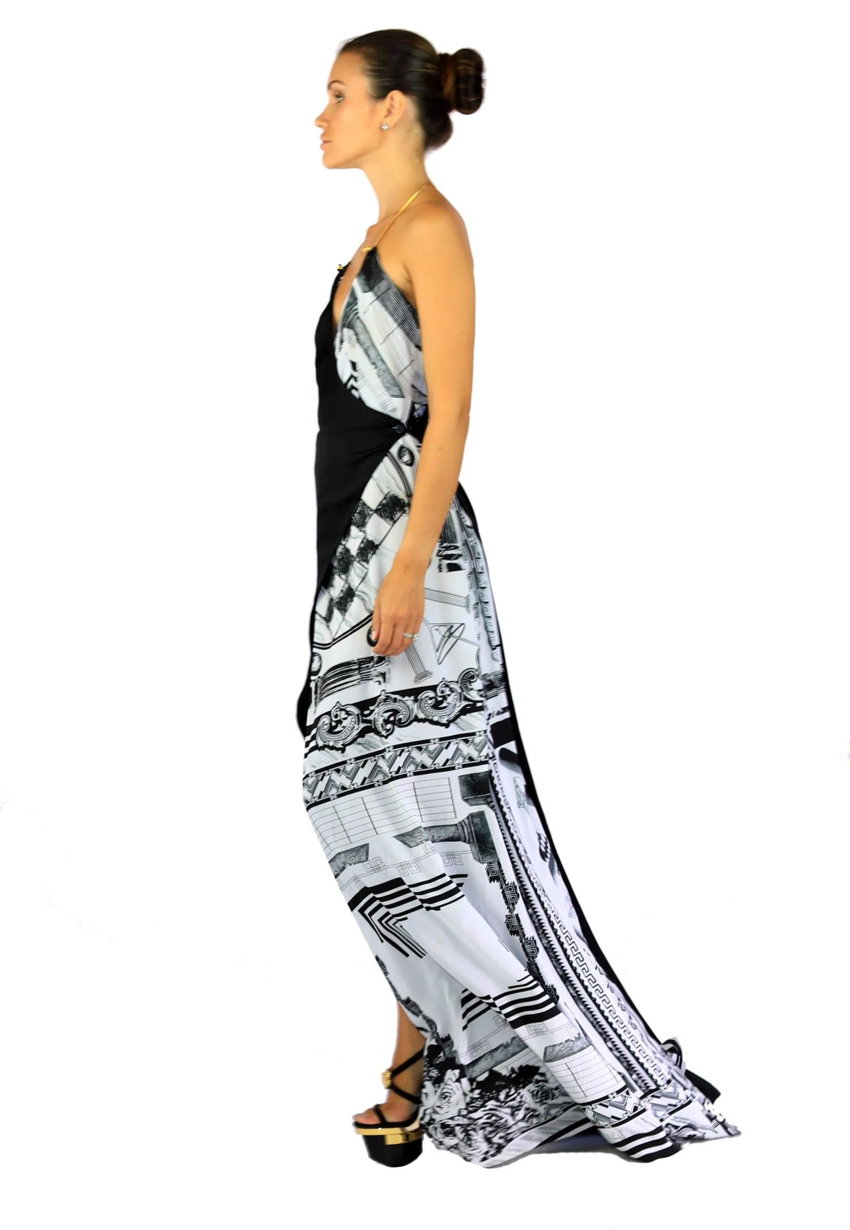 Versace VERSUS + Anthony Vaccarello iconic print maxi dress 38 - 2, 42 - 6 For Sale 1