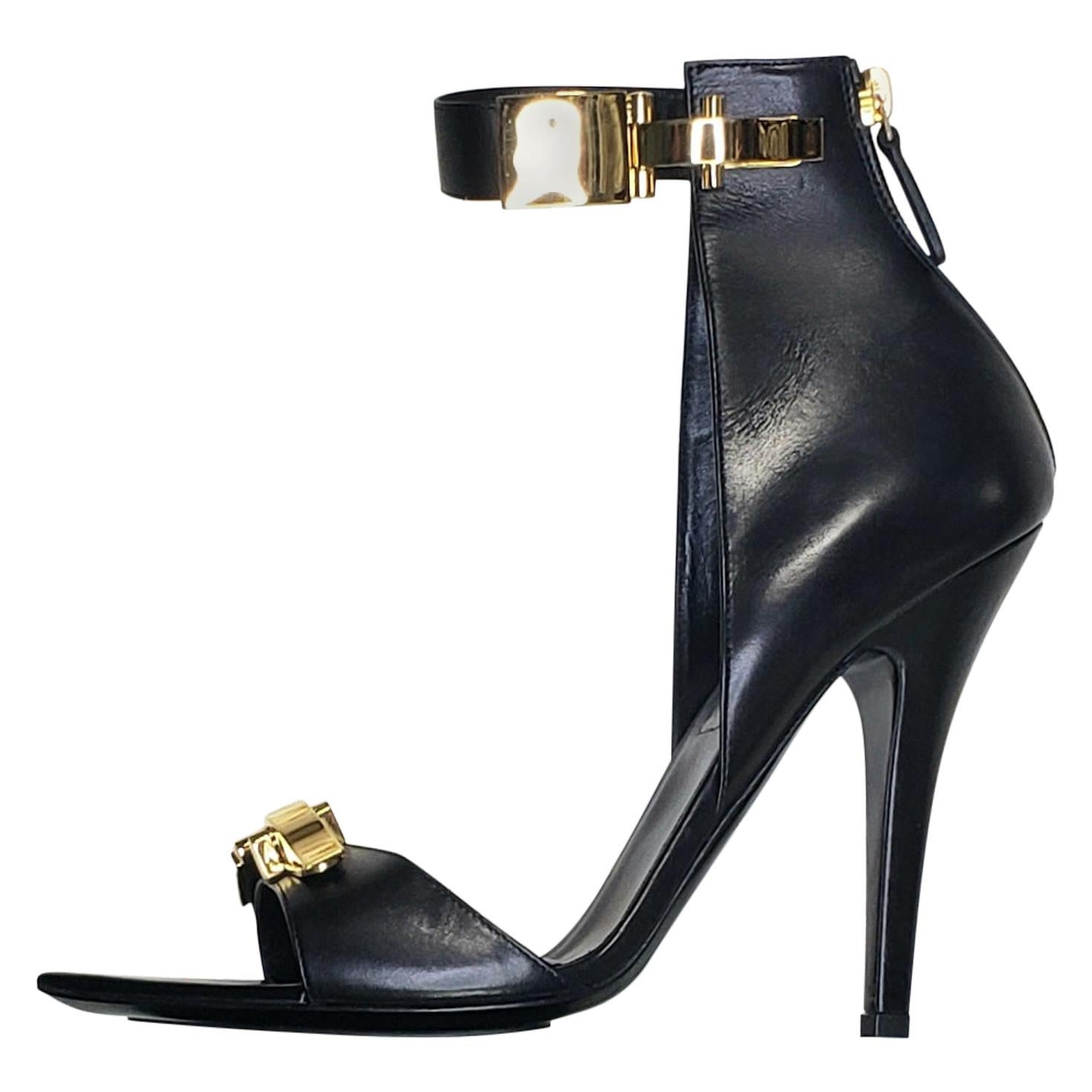 VERSACE VERSUS BLACK LEATHER ANTHONY VACCARELLO Editions Sandals Sz 10; 11  For Sale at 1stDibs