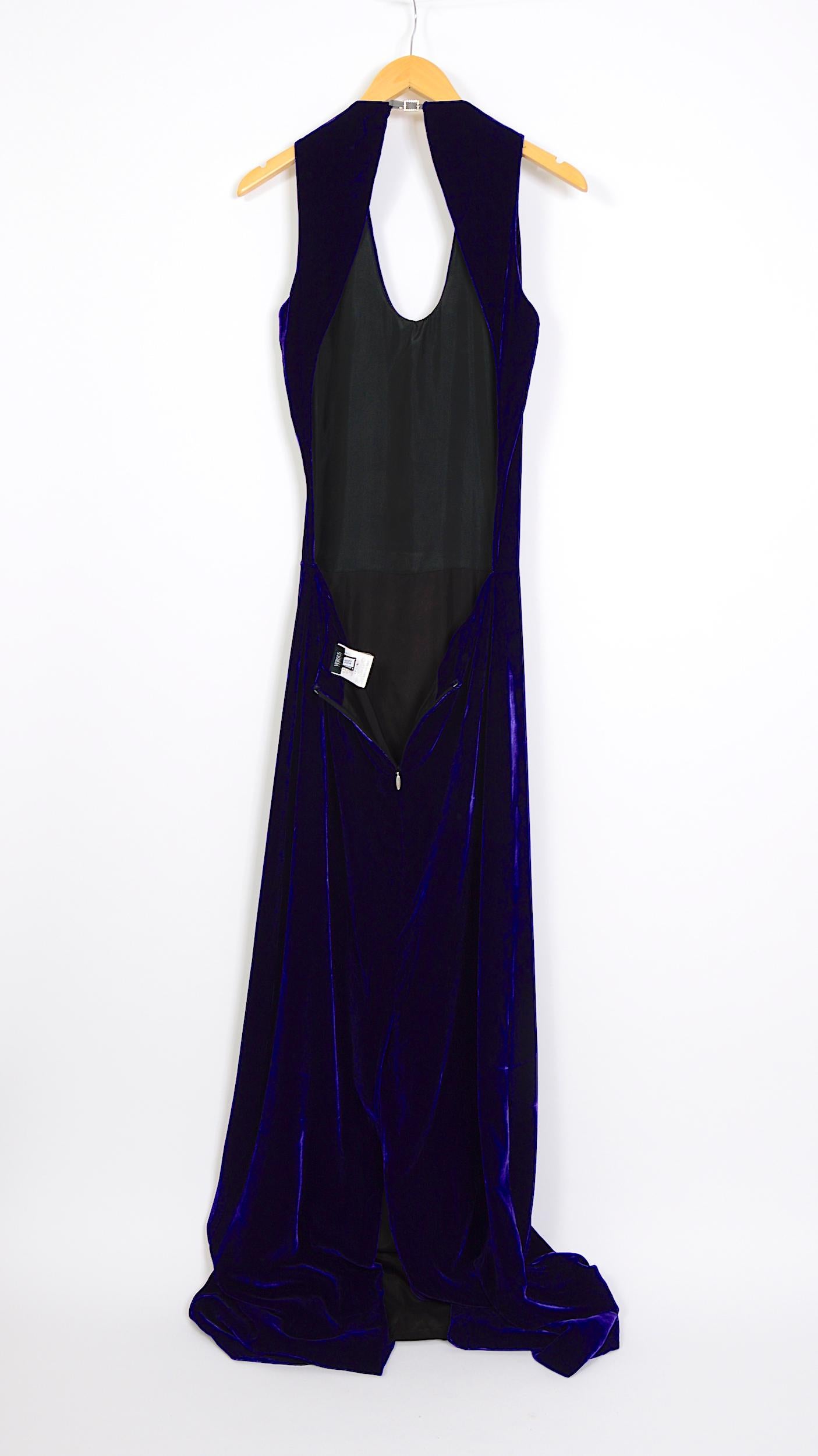 Versace Versus vintage early 2000 open back purple crushed silk velvet dress For Sale 3
