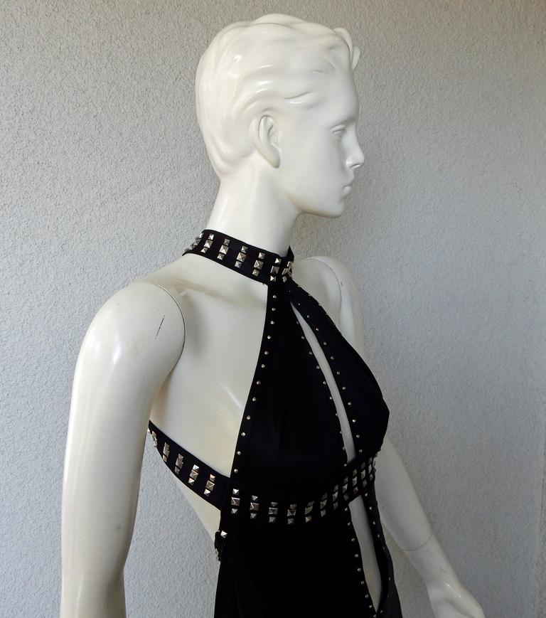 Versace Vintage Runway Bondage Gown Plunging Neckline Thigh High Slit   WOW! In New Condition For Sale In Los Angeles, CA