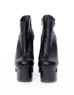 Versace Vintage Signature Triple Platform Zip Up Bootie With Medusa Button 38 EU