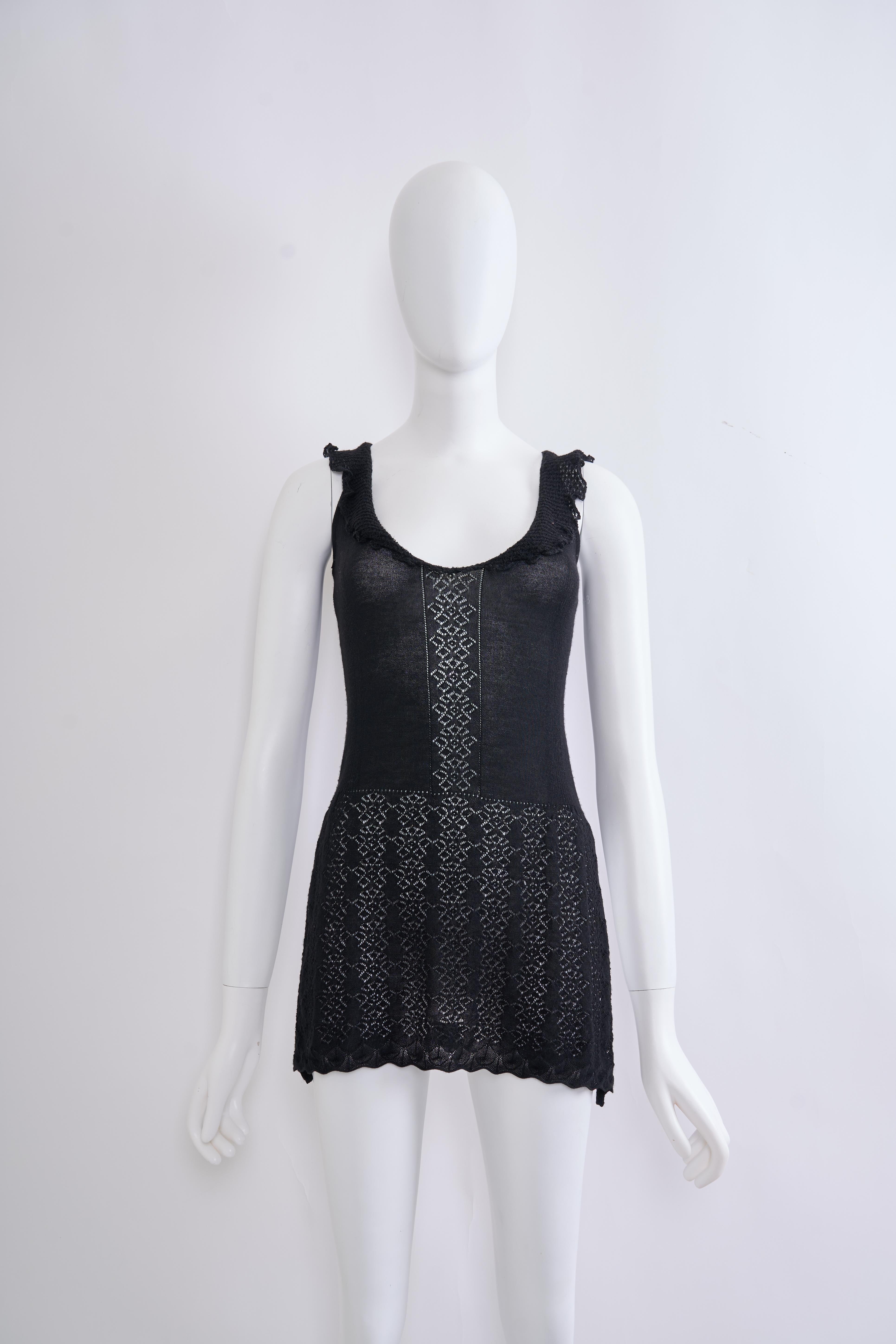 Versace Vintage Tunic Knit Dress In Good Condition For Sale In Hong Kong, HK
