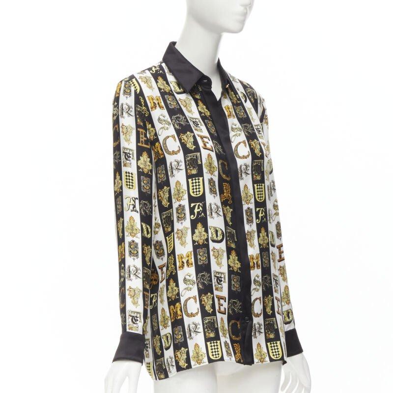 VERSACE Virtus Alphabet black gold Barocco Medusa button silk shirt IT42 M
Reference: TGAS/C00889
Brand: Versace
Designer: Donatella Versace
Model: A82662S A228633 A7900
Collection: Virtus Alphabet - Runway
Material: Silk
Color: Gold, Black
Pattern: