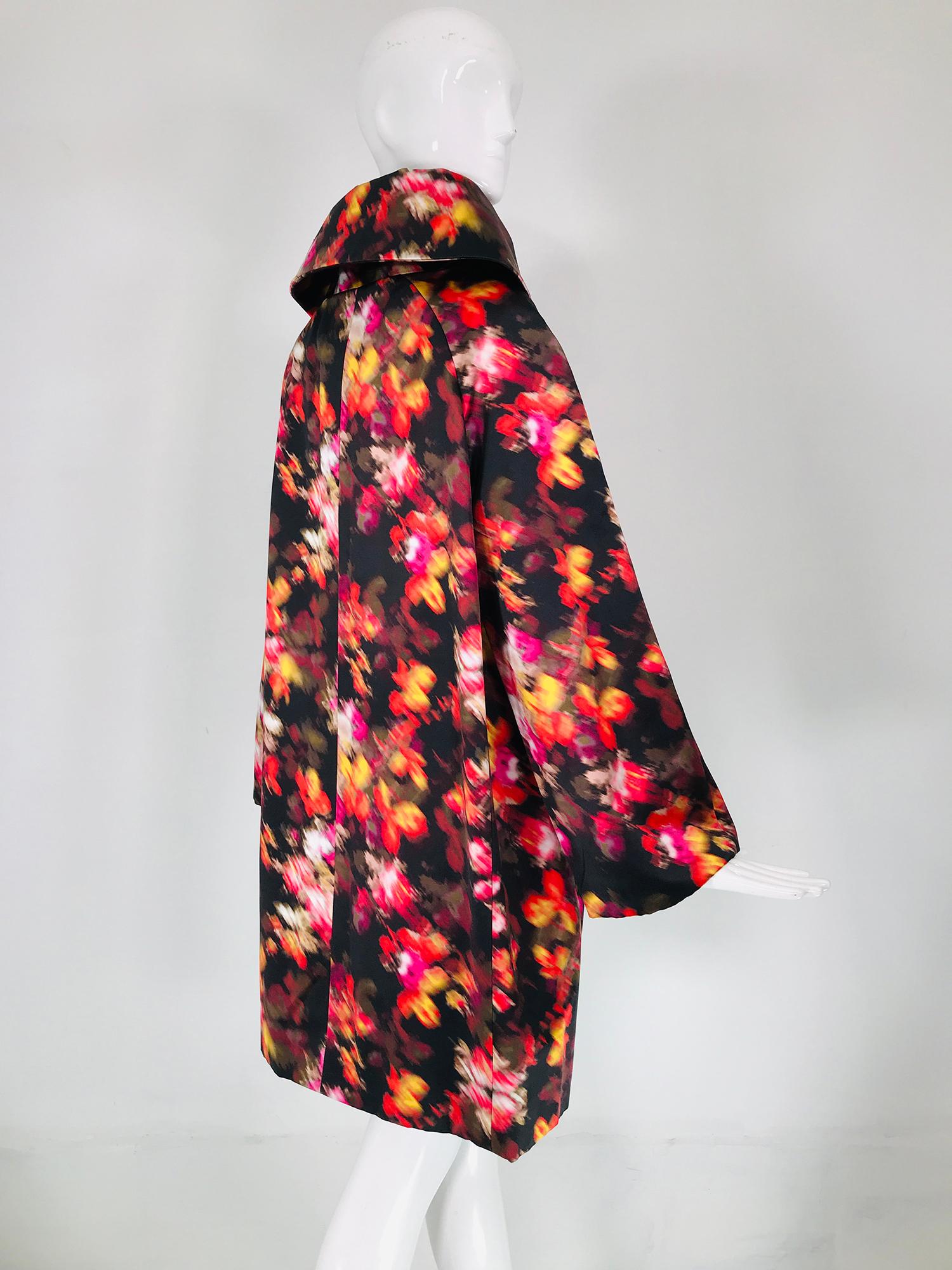 Versace Watery Floral Silk Coat with Rolled Stand Away Collar NWT For Sale 5