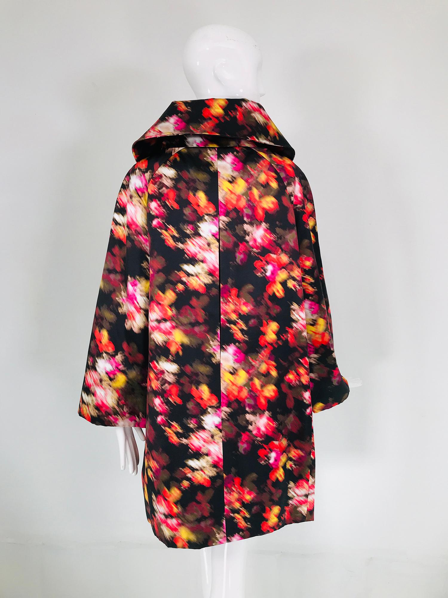 Versace Watery Floral Silk Coat with Rolled Stand Away Collar NWT For Sale 3