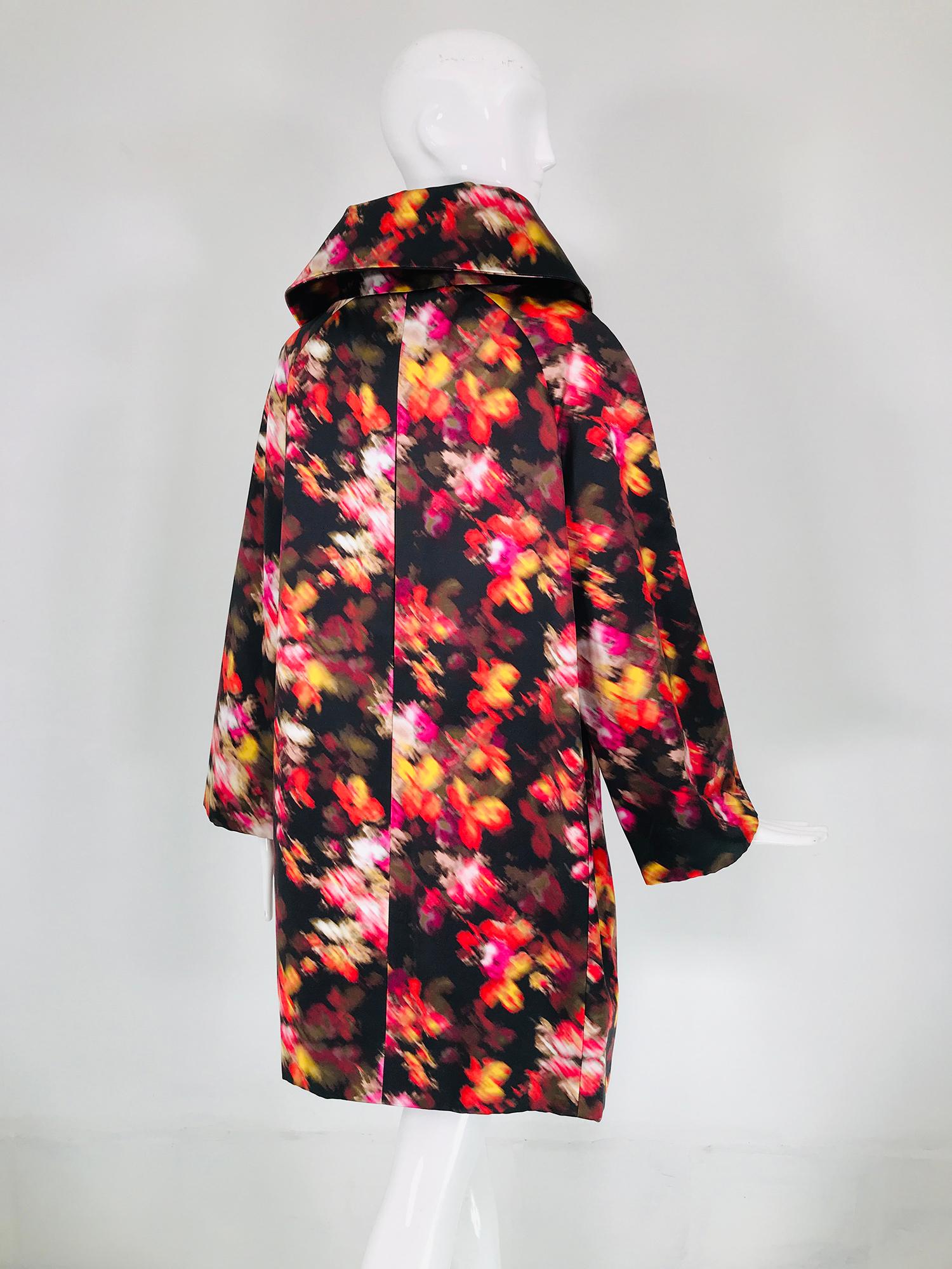 Versace Watery Floral Silk Coat with Rolled Stand Away Collar NWT For Sale 4