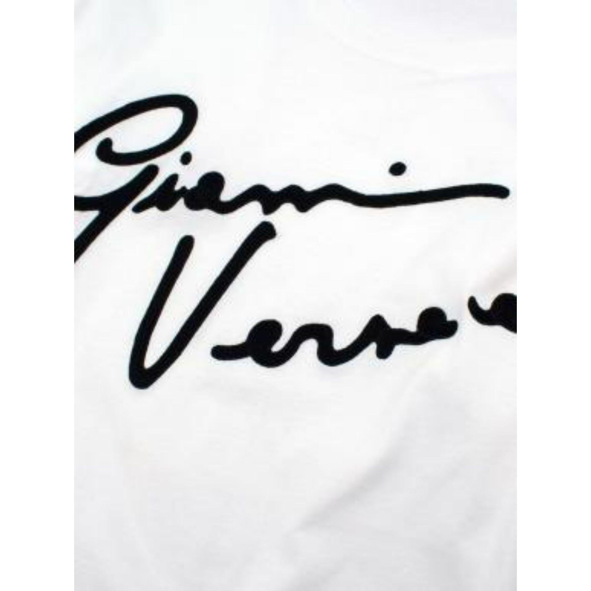 Versace White and Black Gianni Logo T-shirt For Sale 1
