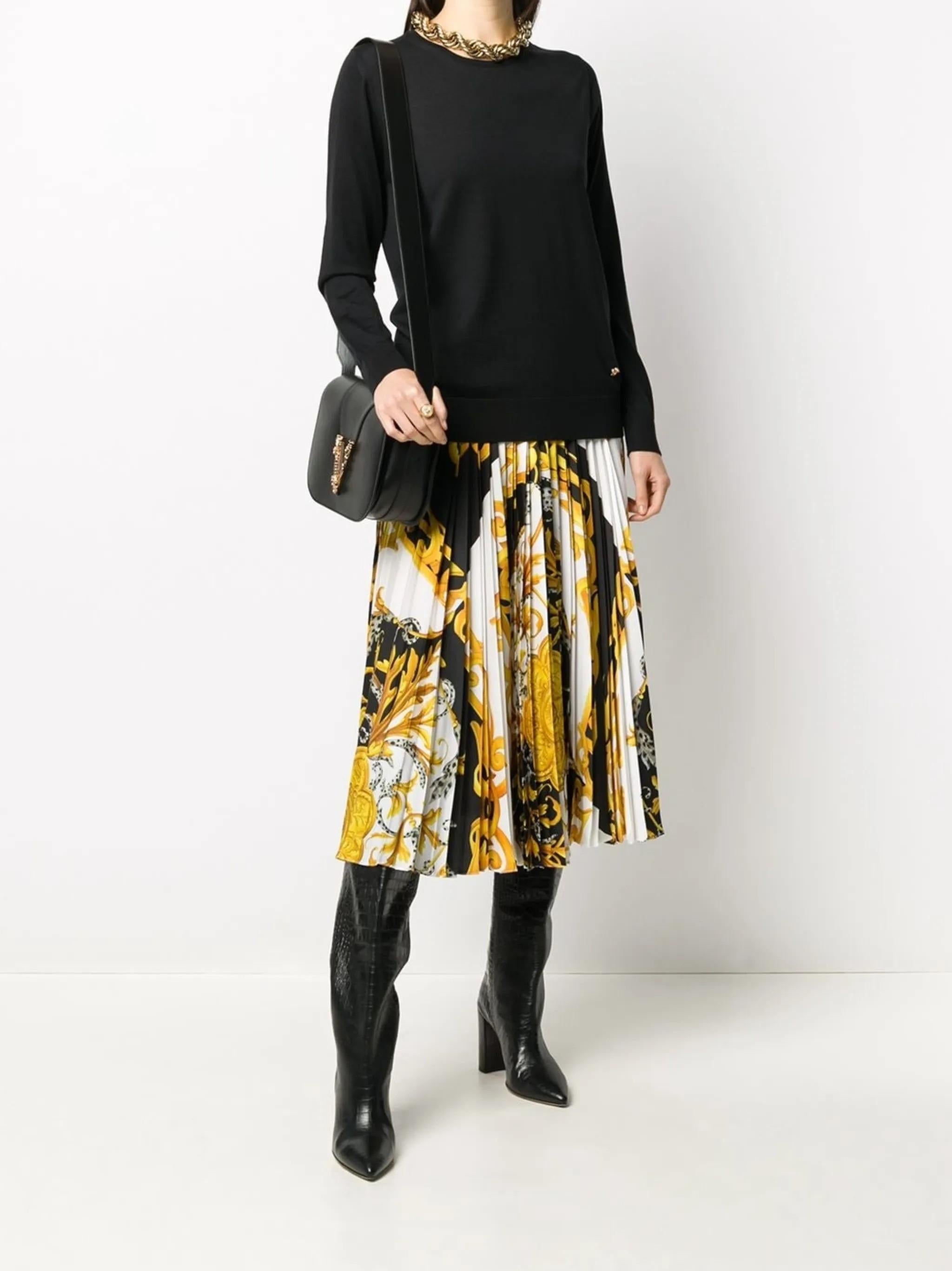VERSACE white gold black 2020 BAROCCO ACANTHUS PLEATED MIDI Skirt 40 S For Sale 2