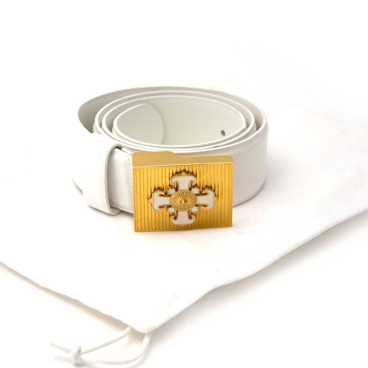 Good preloved condition

Versace White Buckle Cross Belt

Versace's Italian designs never disappoint. This white Versace belt is definately a master piece thanks to its extraordinary buckle.
The golden buckle features a white cross with the Versace