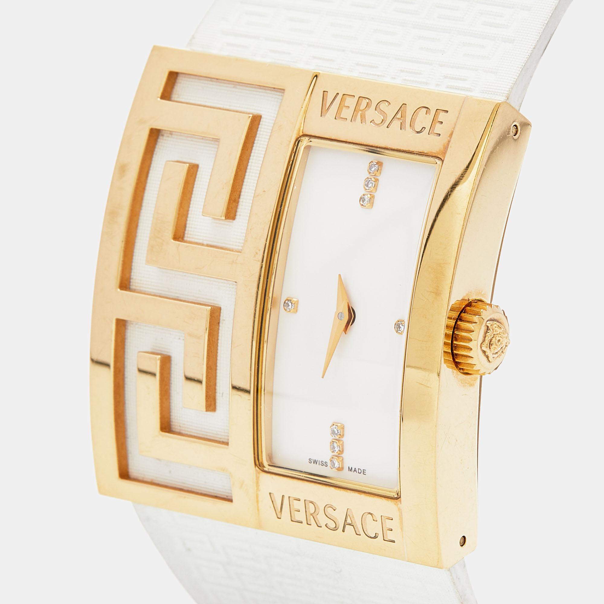 Women's or Men's Versace White Gold Tone Stainless Steel V-Greca 64Q Women's Wristwatch 36 mm