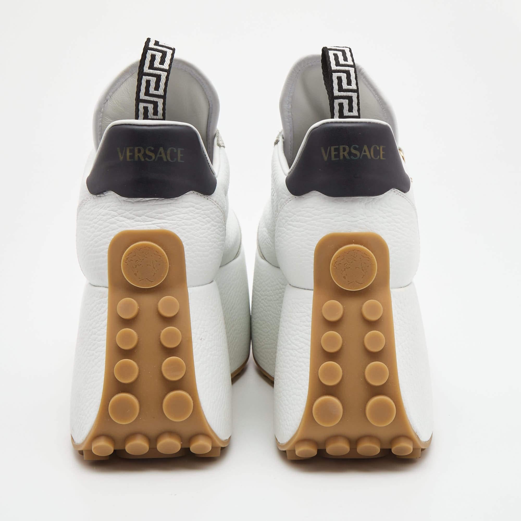 Versace White Leather and Suede Medusa Charm Detail Platform Sneakers Size 37.5 In Excellent Condition In Dubai, Al Qouz 2
