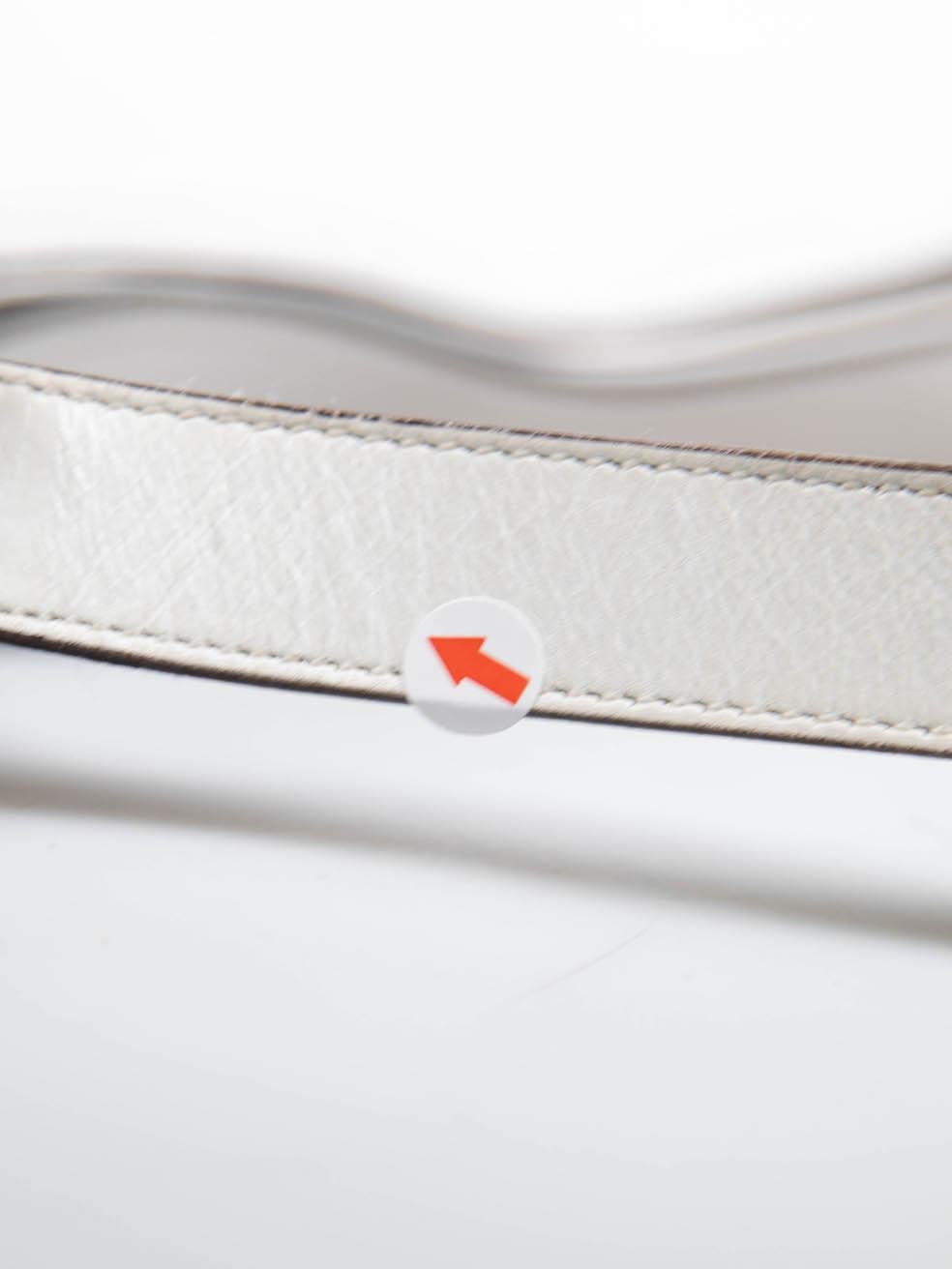 Versace White Leather Buckle Detail Shoulder Bag For Sale 3