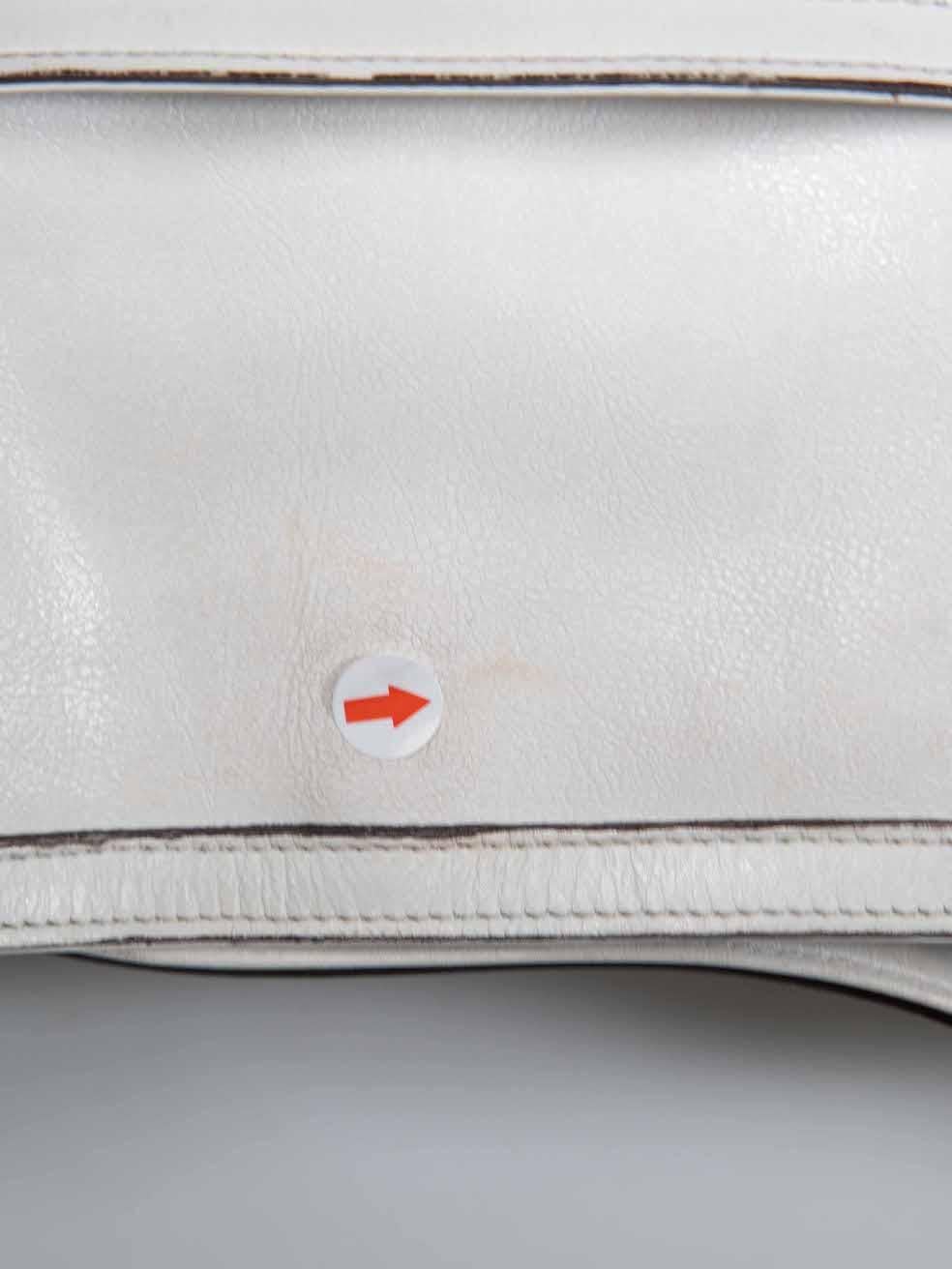 Versace White Leather Buckle Detail Shoulder Bag For Sale 4