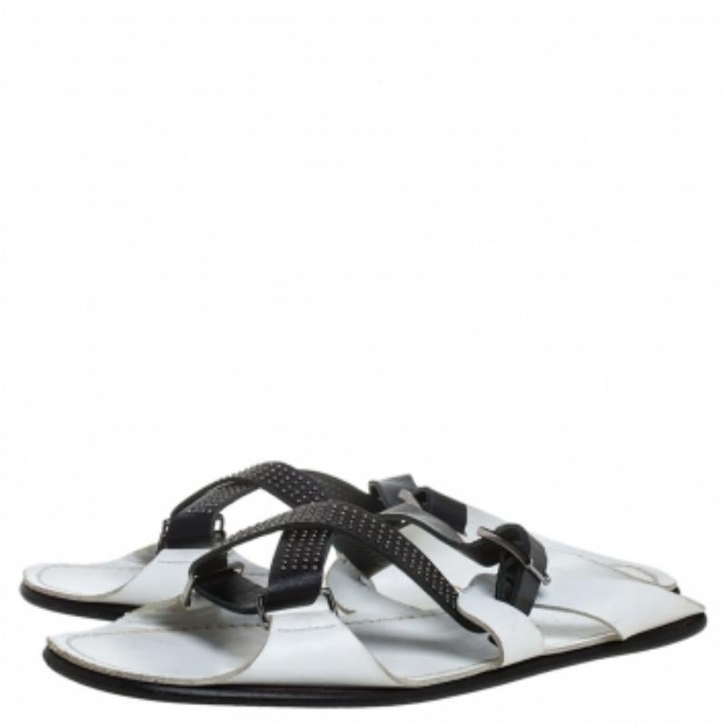 Gray Versace White Leather Crossover Slide Sandals Size 43 For Sale