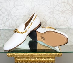 VERSACE MOCASSINS À TALONS EN CUIR BLANC 44 - 11  AVEC CHAÎNE MÉDUSA PLAQUÉE 24 CARATS