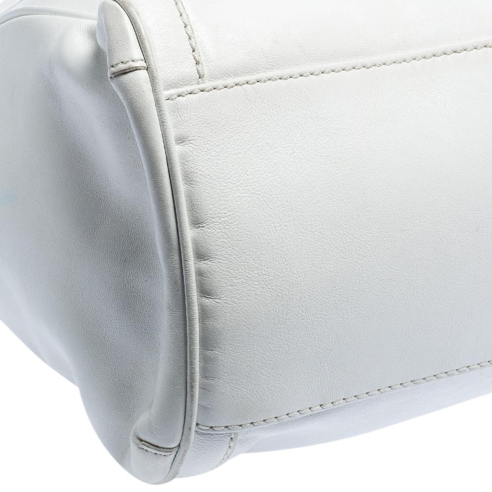 Tote aus weißem Leder mit Logo von Versace 2