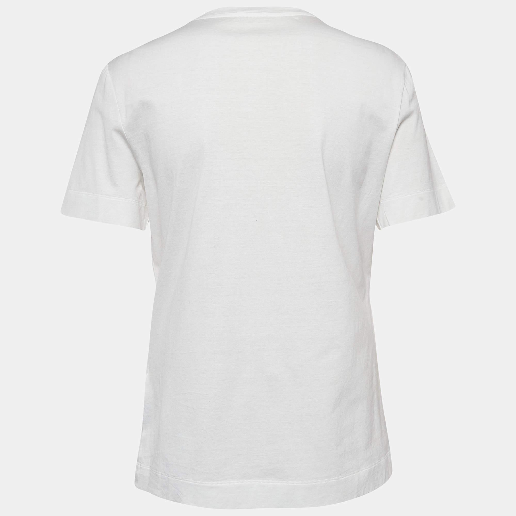 Perfecto para salidas informales o recados  esta camiseta es la mejor prenda con la que sentirte cómodo y elegante. Luce un tono llamativo y un corte relajado.