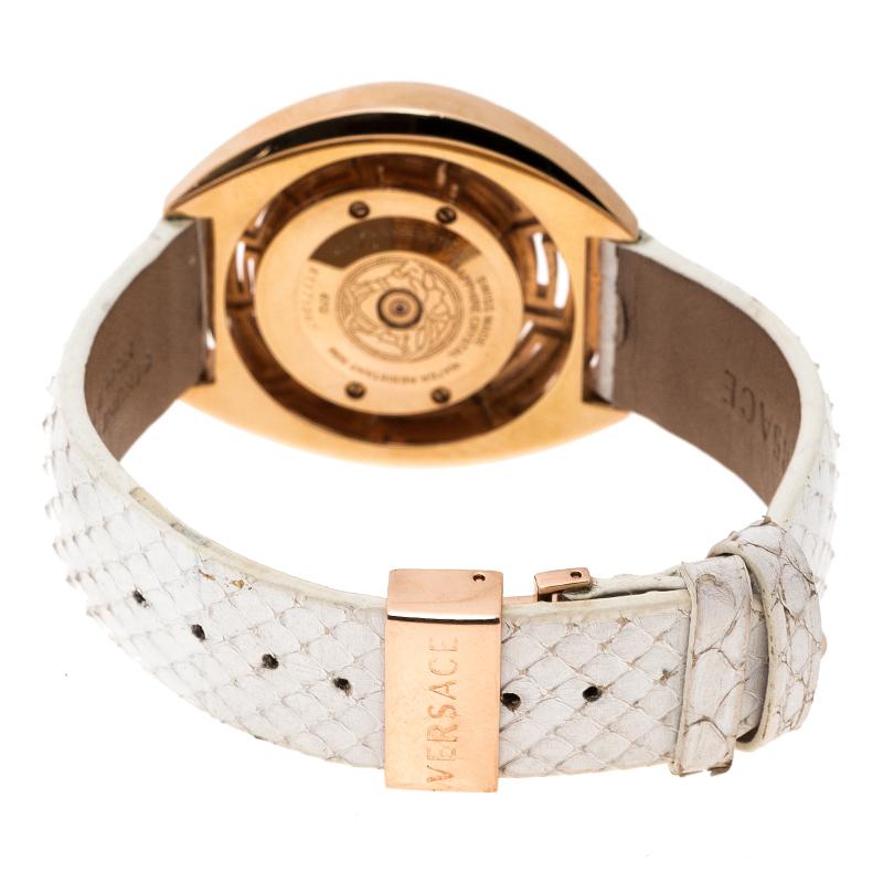 If you want to make a lasting style statement, sport this gorgeous creation from the house of Versace. It features a gold-tone body with a case diameter of 39mm. It comes with a white mother of pearl dial detailed with gold-tone markers, diamond