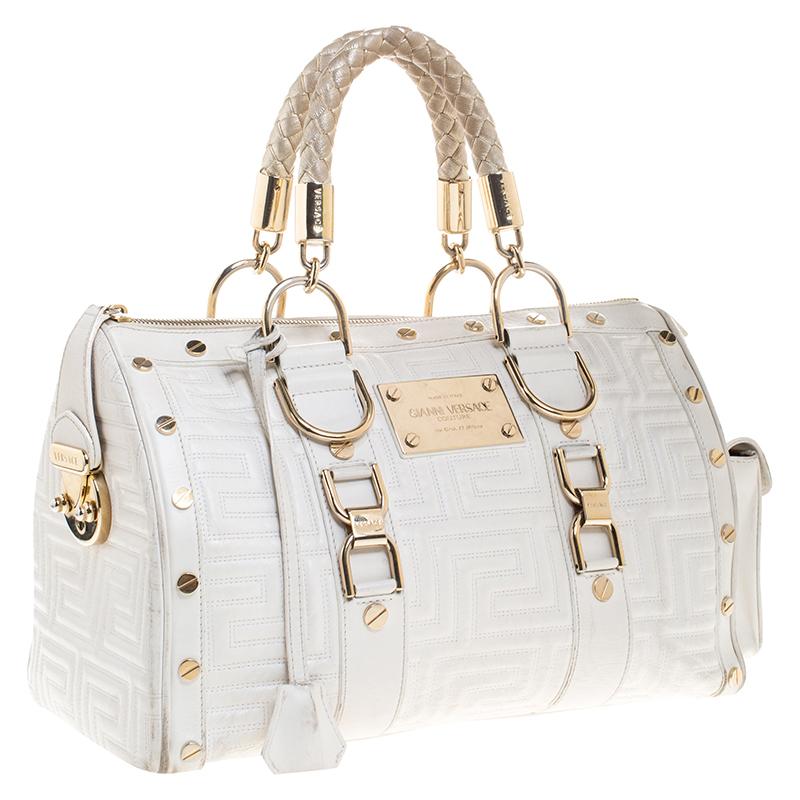 Versace White Quilted Leather Snap Out Of It Satchel In Good Condition In Dubai, Al Qouz 2