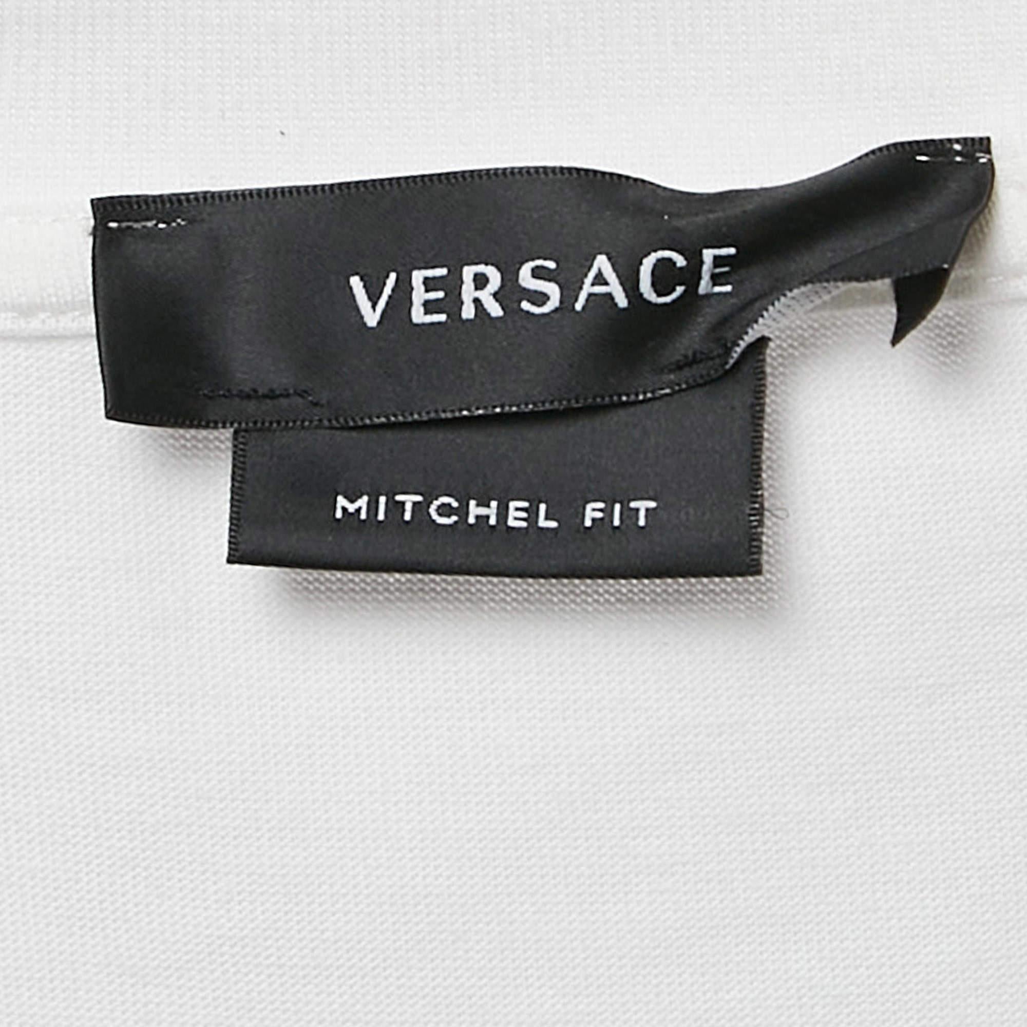 Versace White Rhinestone Logo Jersey Michel Fit T-Shirt L Pour hommes en vente