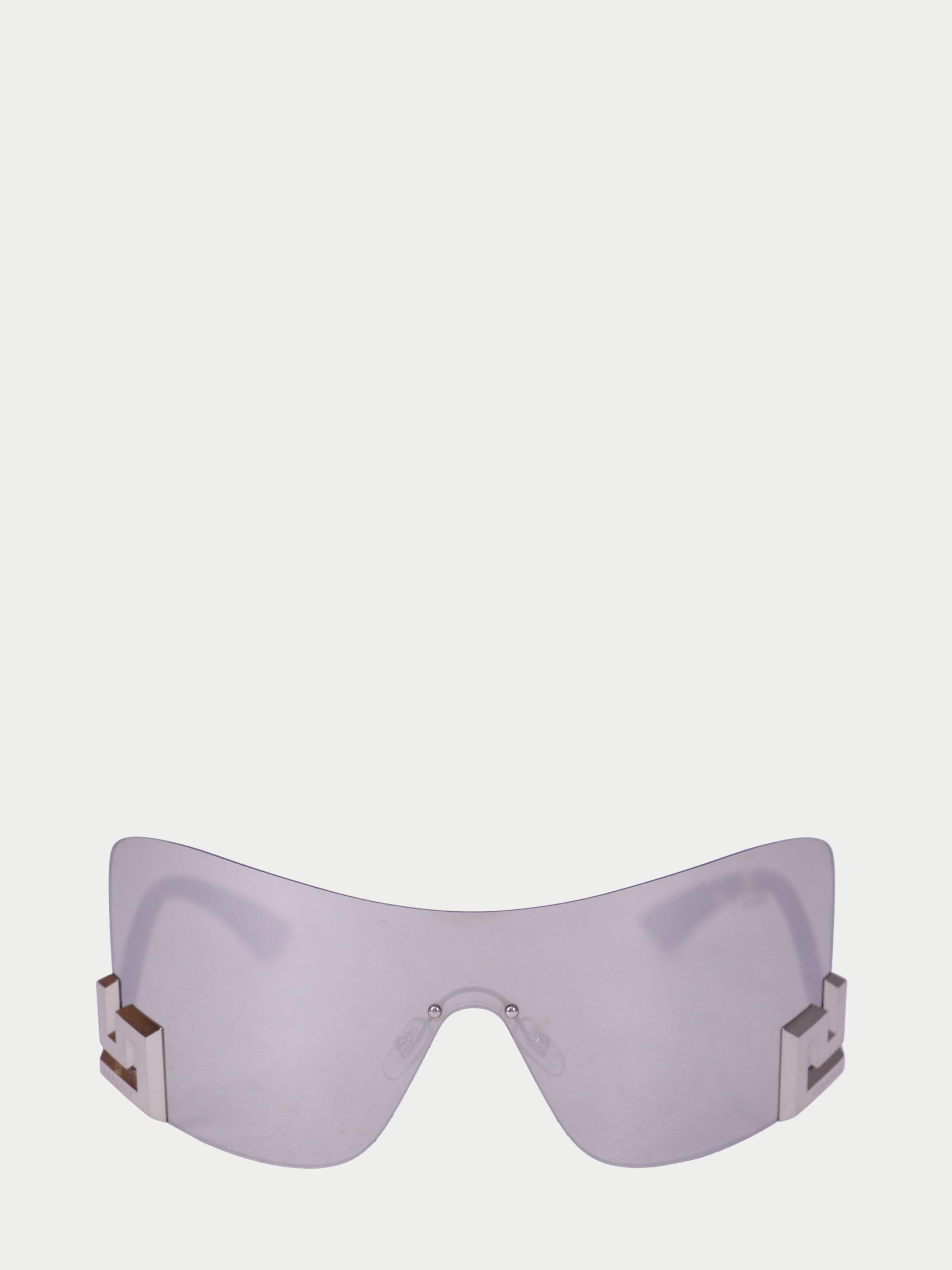 How do you know if Versace sunglasses are real?