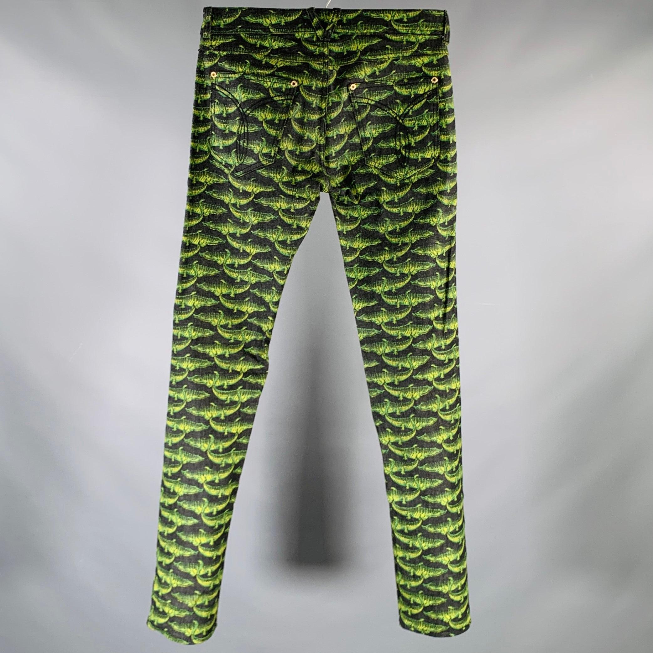 VERSACE x H&M FW11 Size 29 Black Green Alligator Cotton Blend Casual Pants Excellent état - En vente à San Francisco, CA