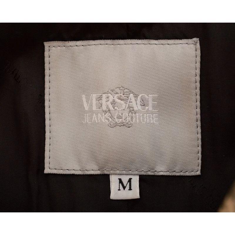 Early 2000's Versace Jeans Couture 100% Leather biker jacket, with a printed denim pattern. 

Features:
A-symetric zip fasten
Slightly cropped length
Long sleeves
Fully lined
Versace Jeans Couture printed logo throughout
100% Leather
Sizing: Pit to
