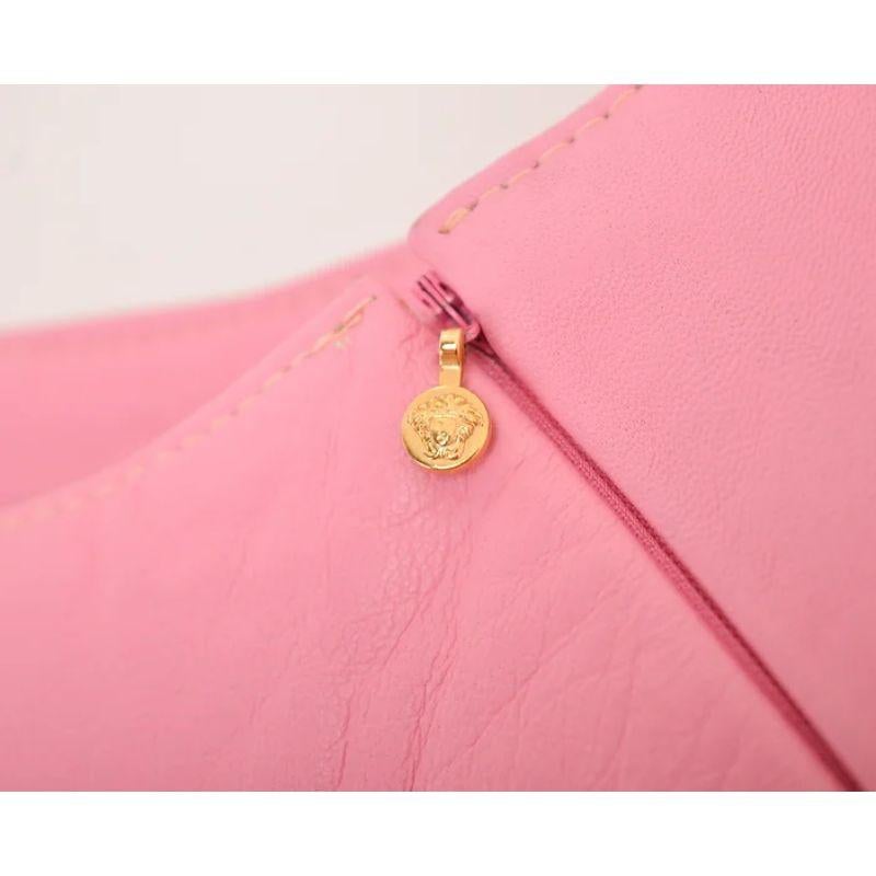 Versace Y2K - Robe droite en cuir rose en vente 6