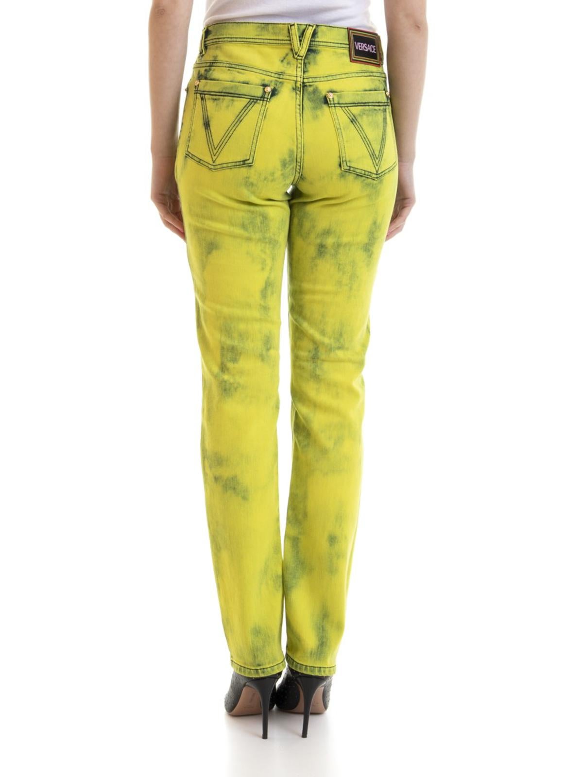Versace Yellow Acid Wash Denim Skinny Jeans with Logo Label Size 27 In New Condition For Sale In Paradise Island, BS