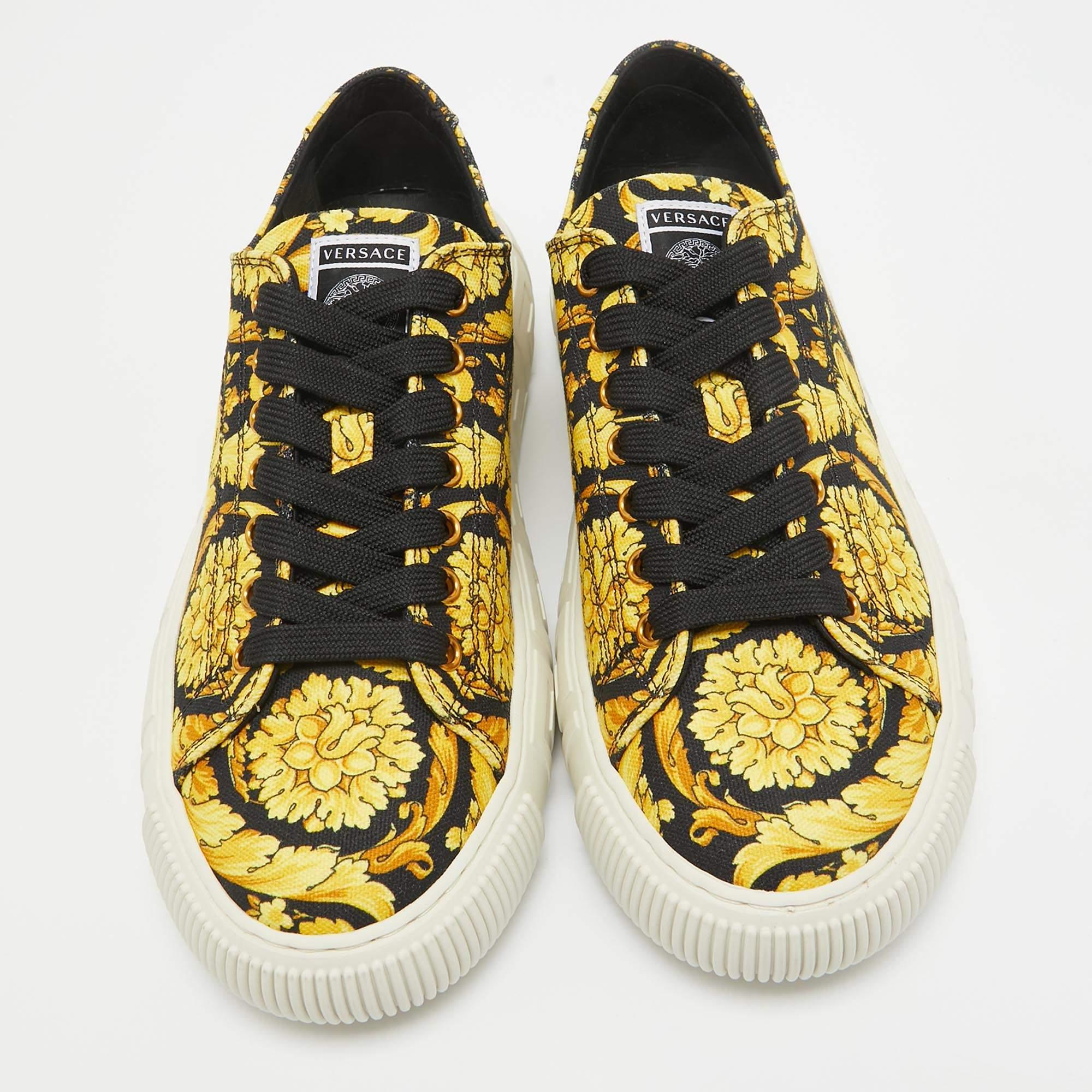 Beige Versace Yellow/Black Canvas Baroccoo Lace Up Sneakers Size 40 For Sale
