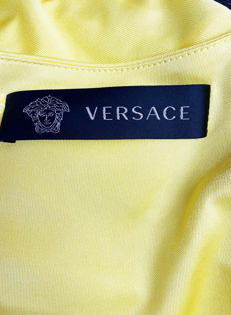 VERSACE YELLOW COTTON ONE SHOULDER LONG Dress 44 - 8 In Excellent Condition In Montgomery, TX